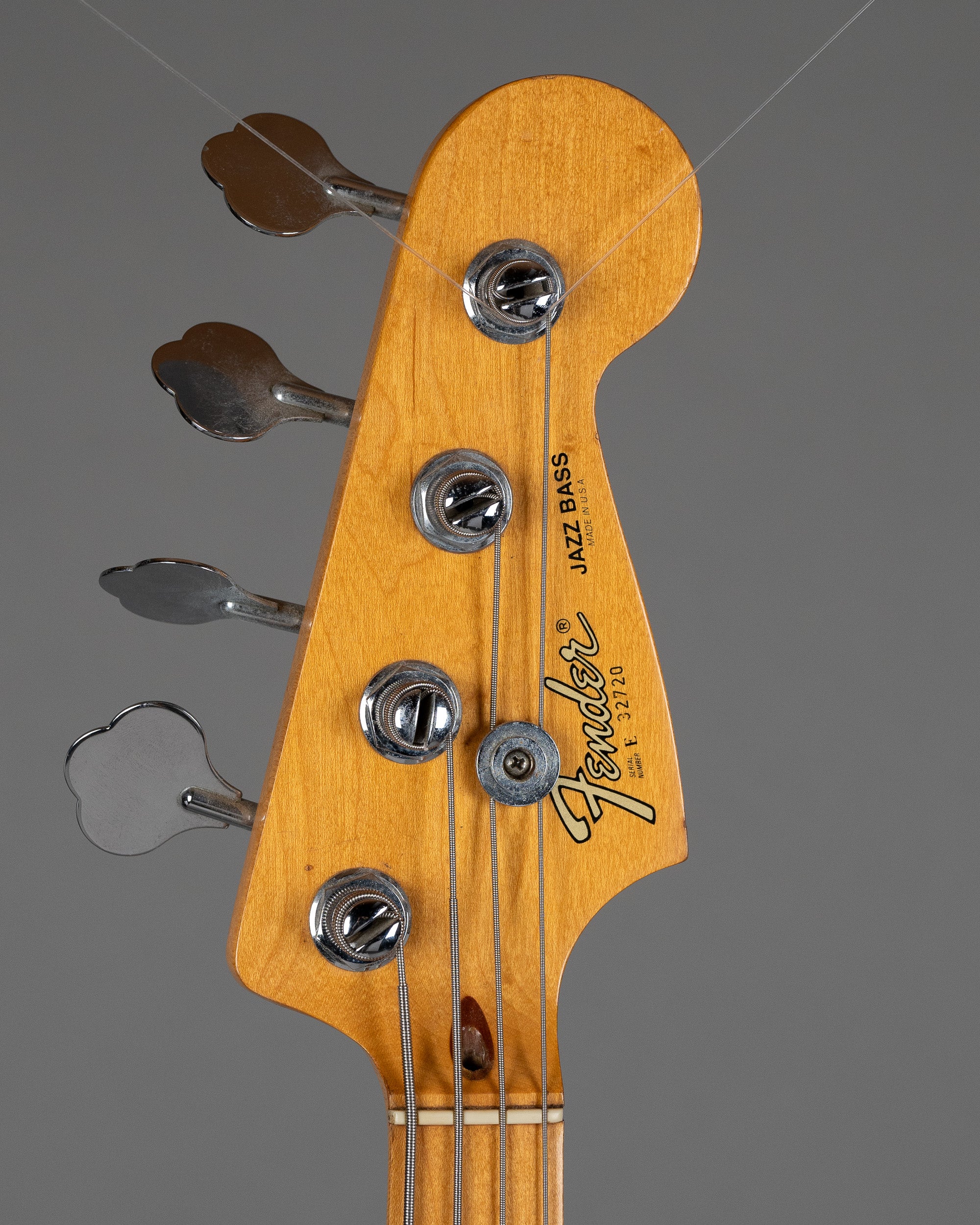 1984 Fender Jazz Bass (USA, Blonde)