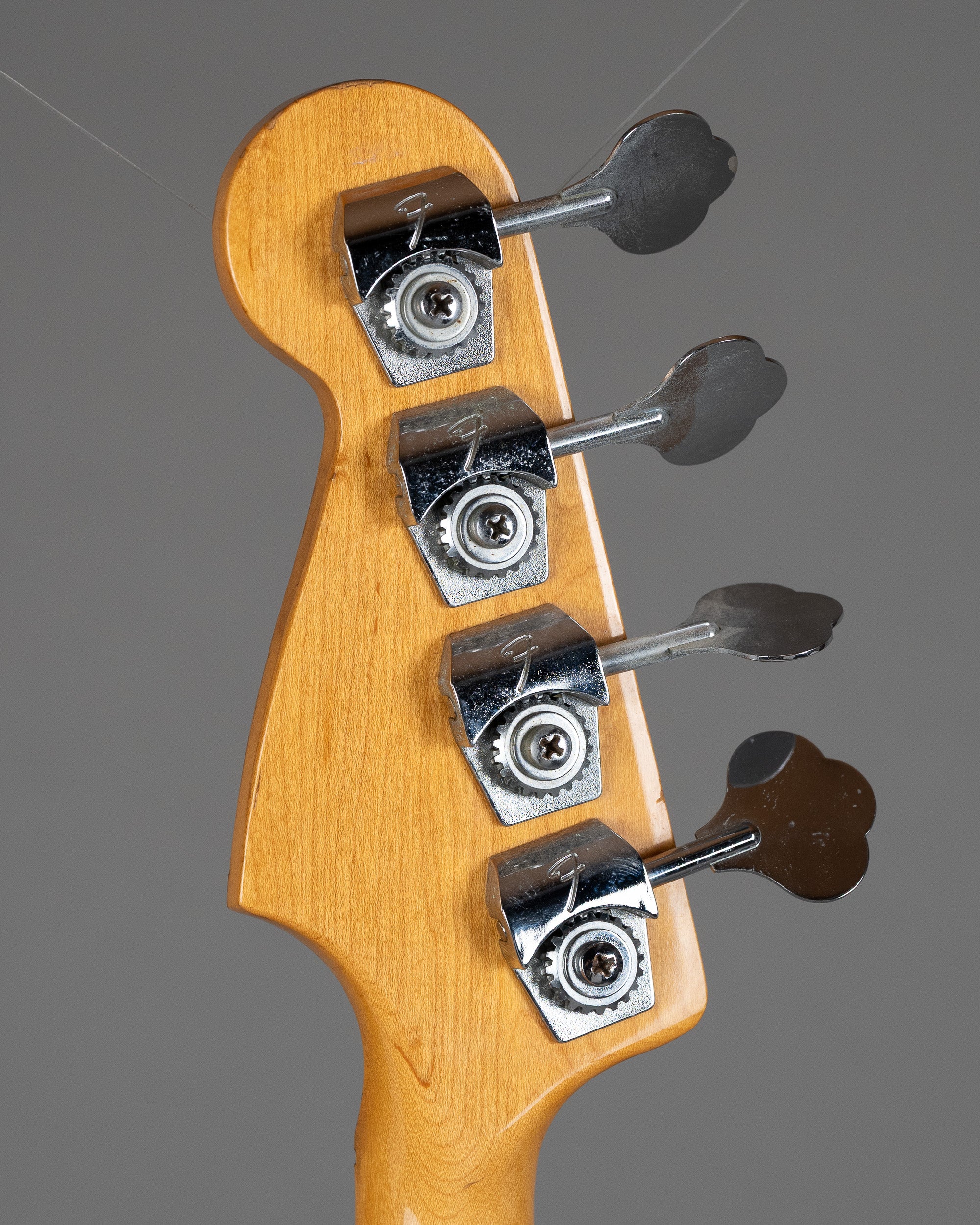 1984 Fender Jazz Bass (USA, Blonde)