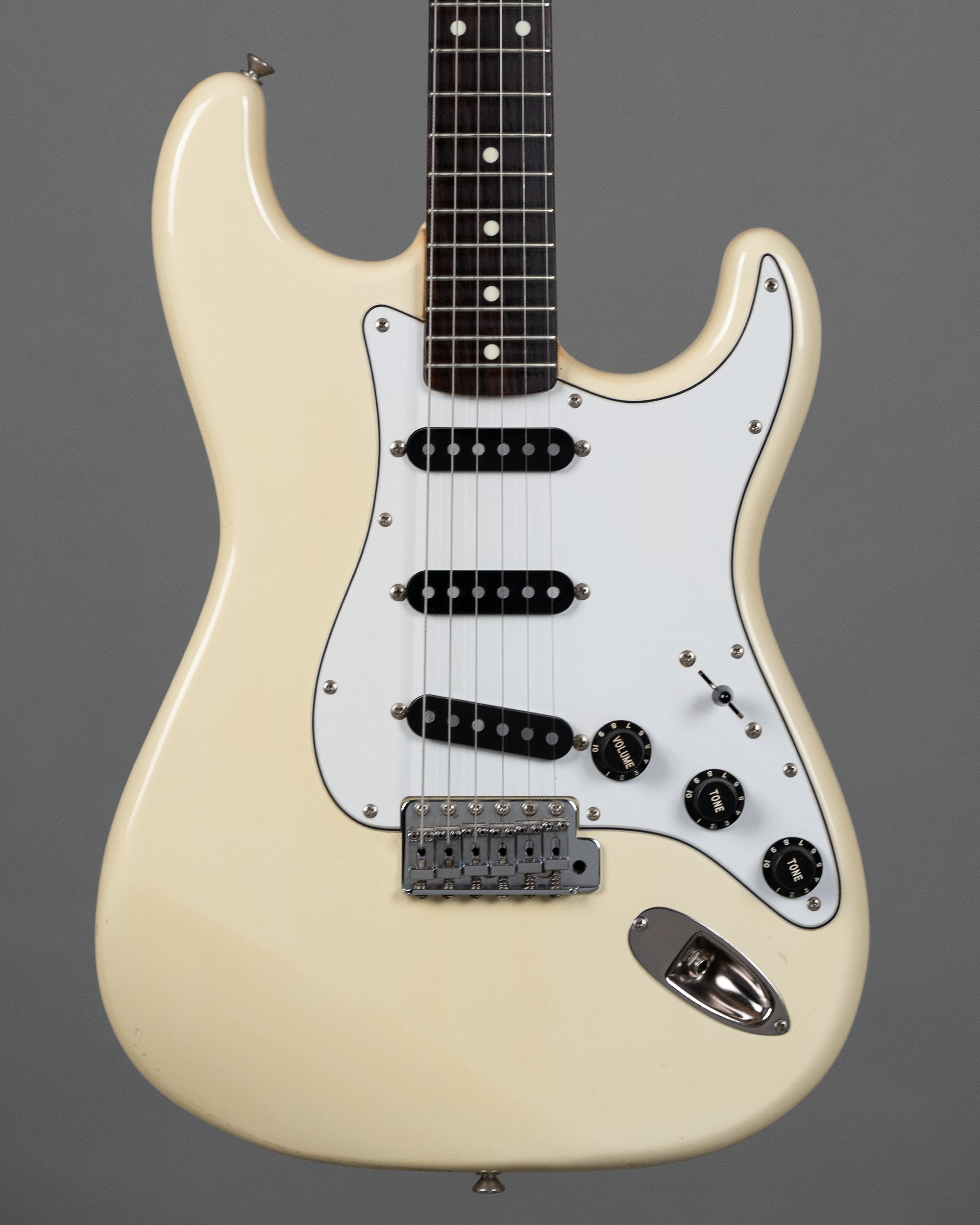 1985 Fender ST72 '72 Re-Issue Stratocaster (Japan, Olympic White)