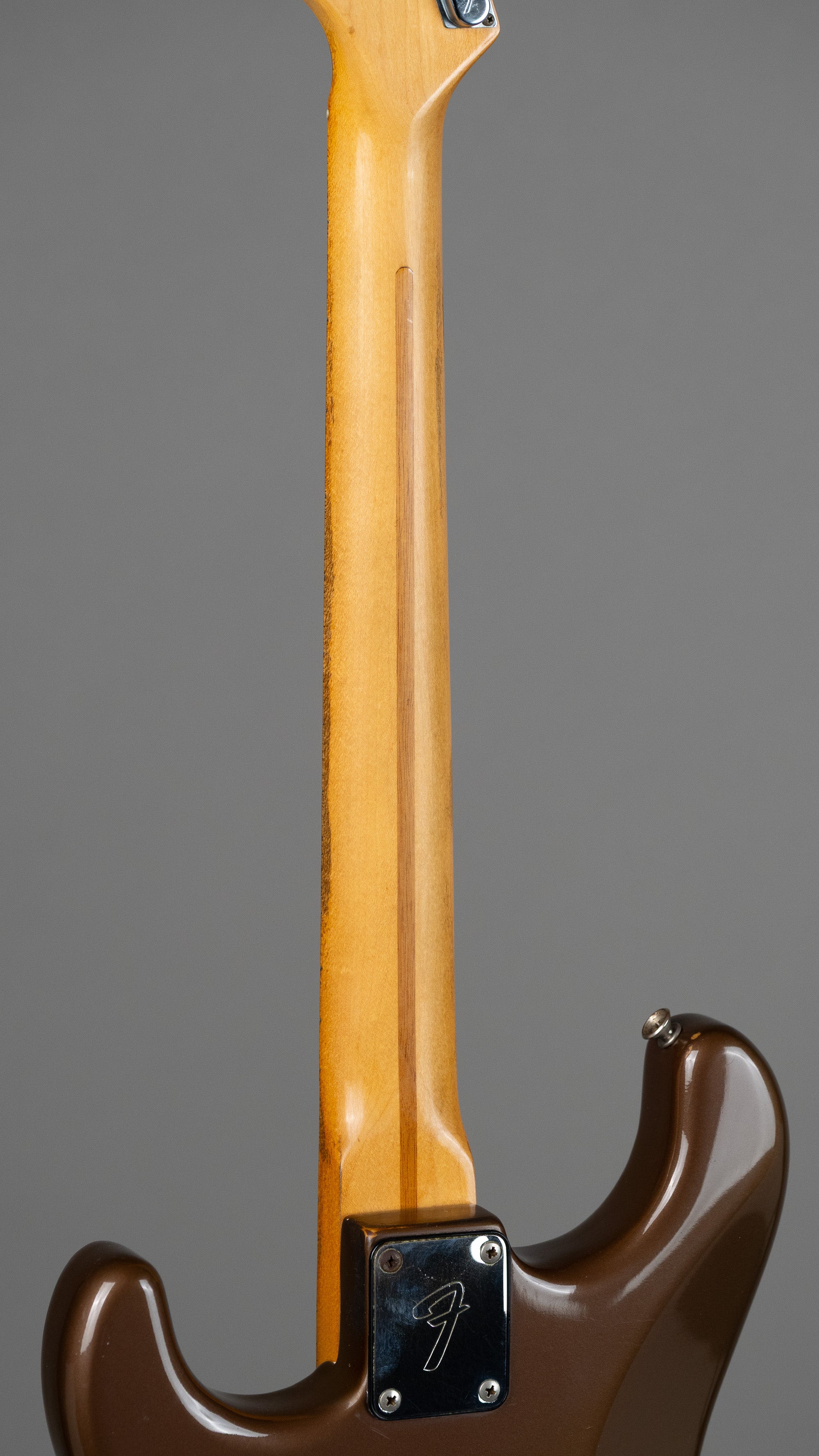 1982 Fender International Series Stratocaster (USA, Sahara Taupe, Tweed Fender Case)