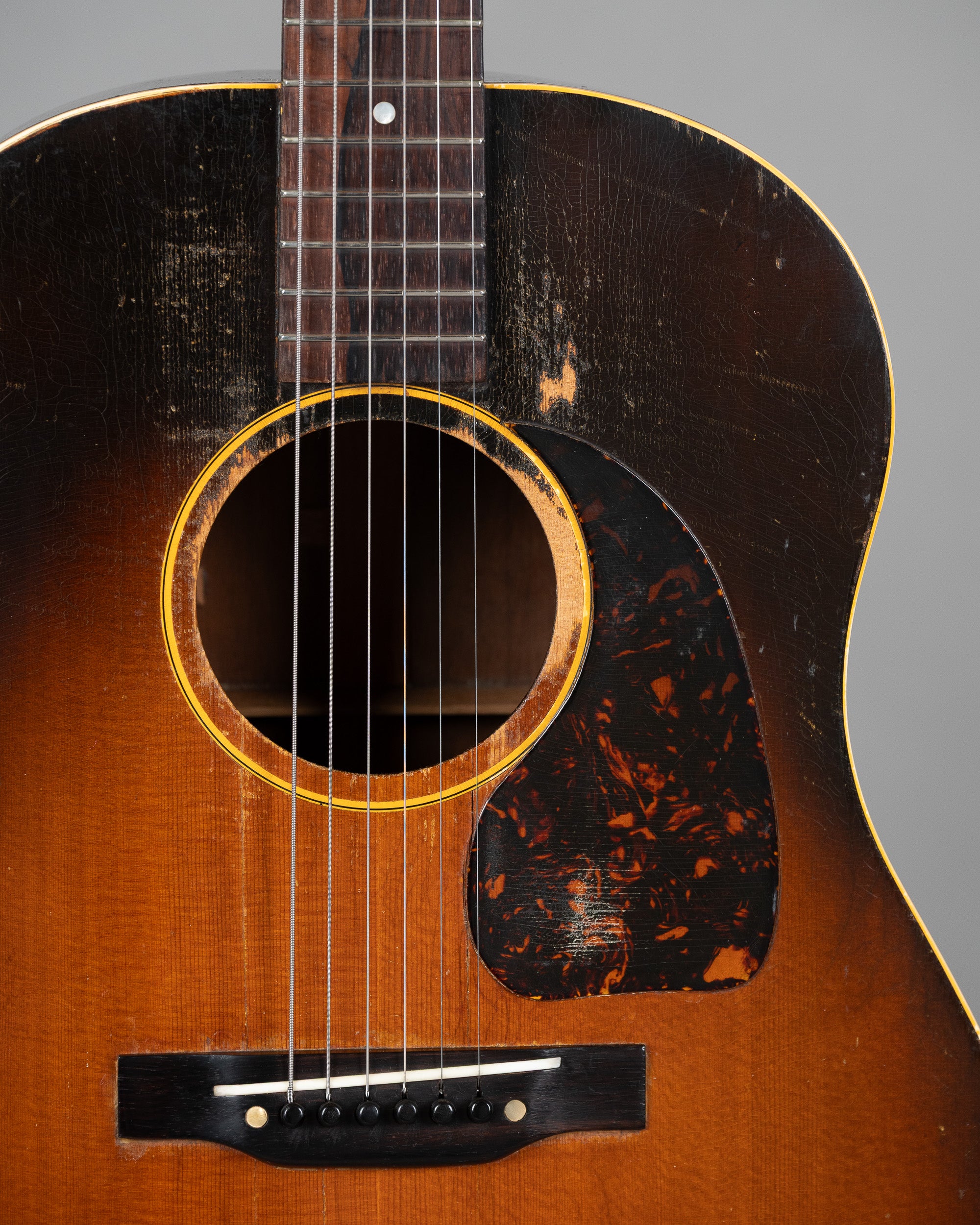 1946 Gibson J-45 (USA, Sunburst, Gibson Case)