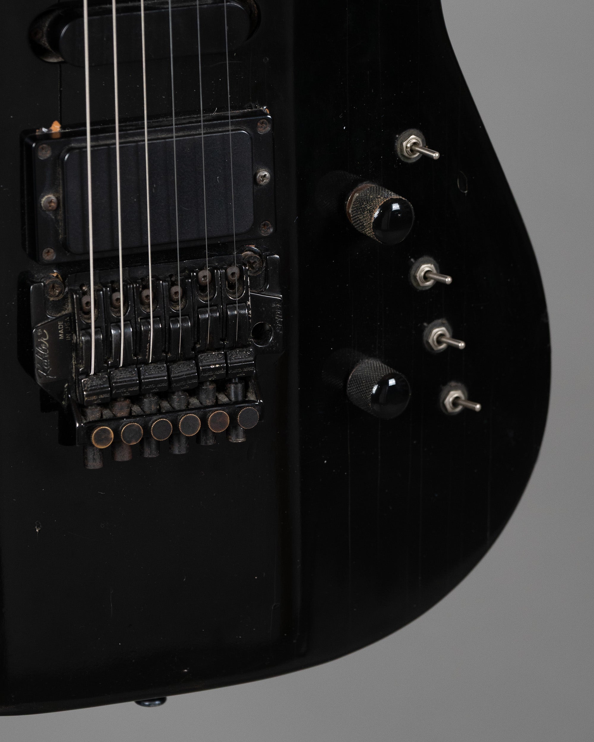 1988 Gibson WRC Superstrat (USA, Black, SKB Case)