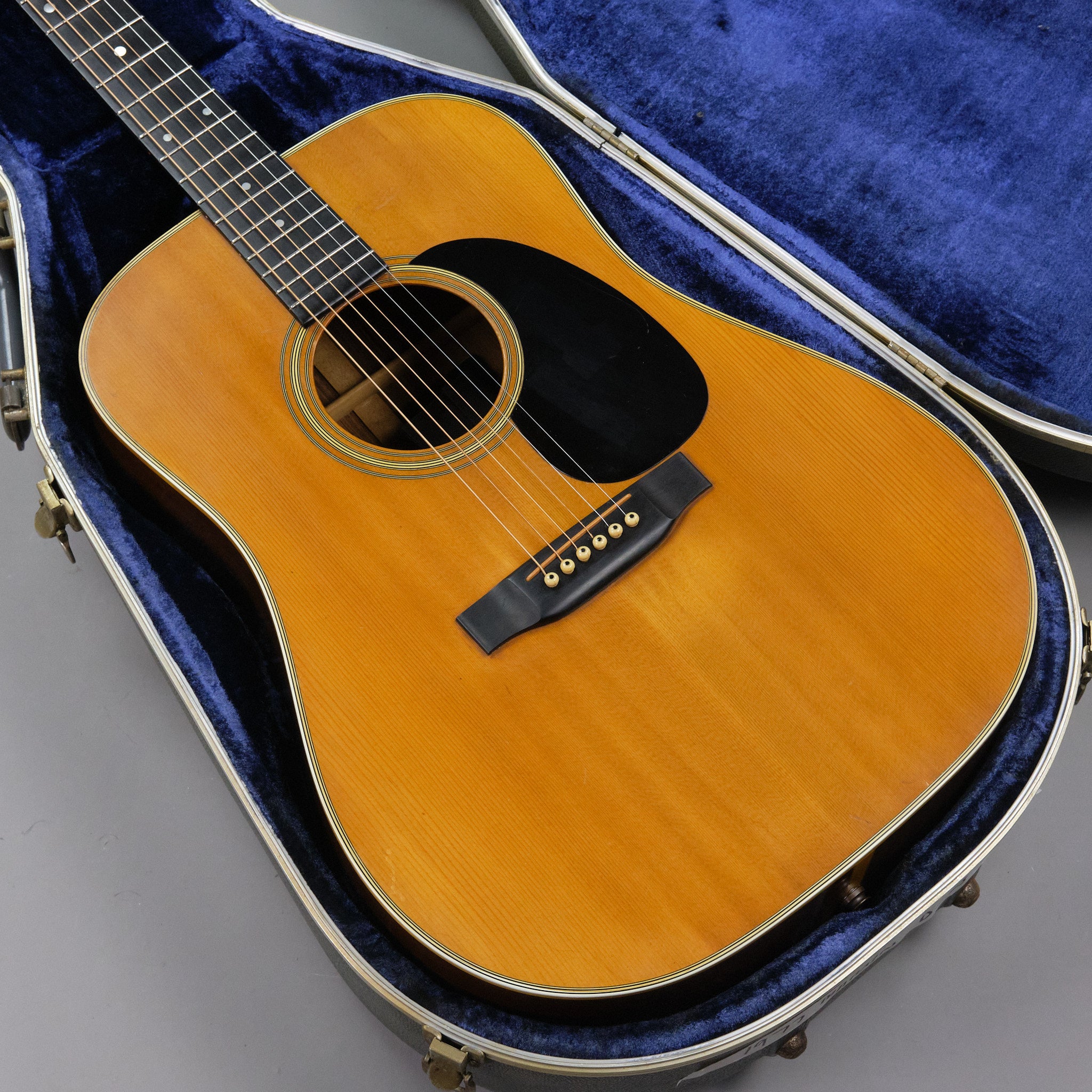 1977 Martin D-28 Dreadnought (USA, Natural, Pickup, OHSC)
