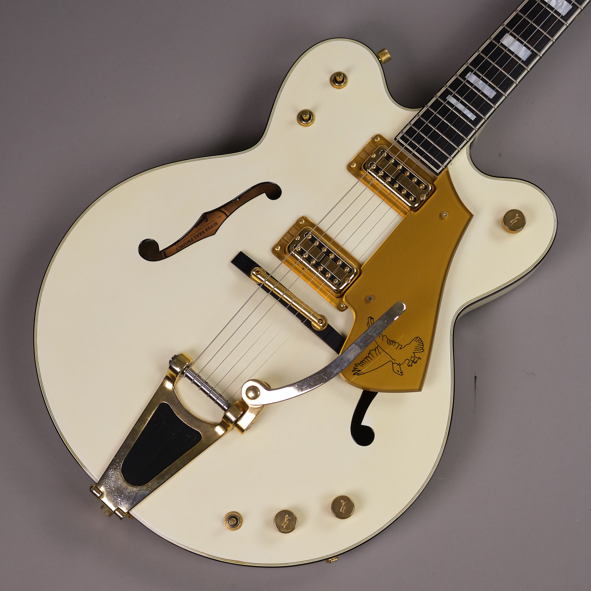 1987 Greco WF-140 Super Real 'White Falcon' (Japan, White, Gretsch HSC))