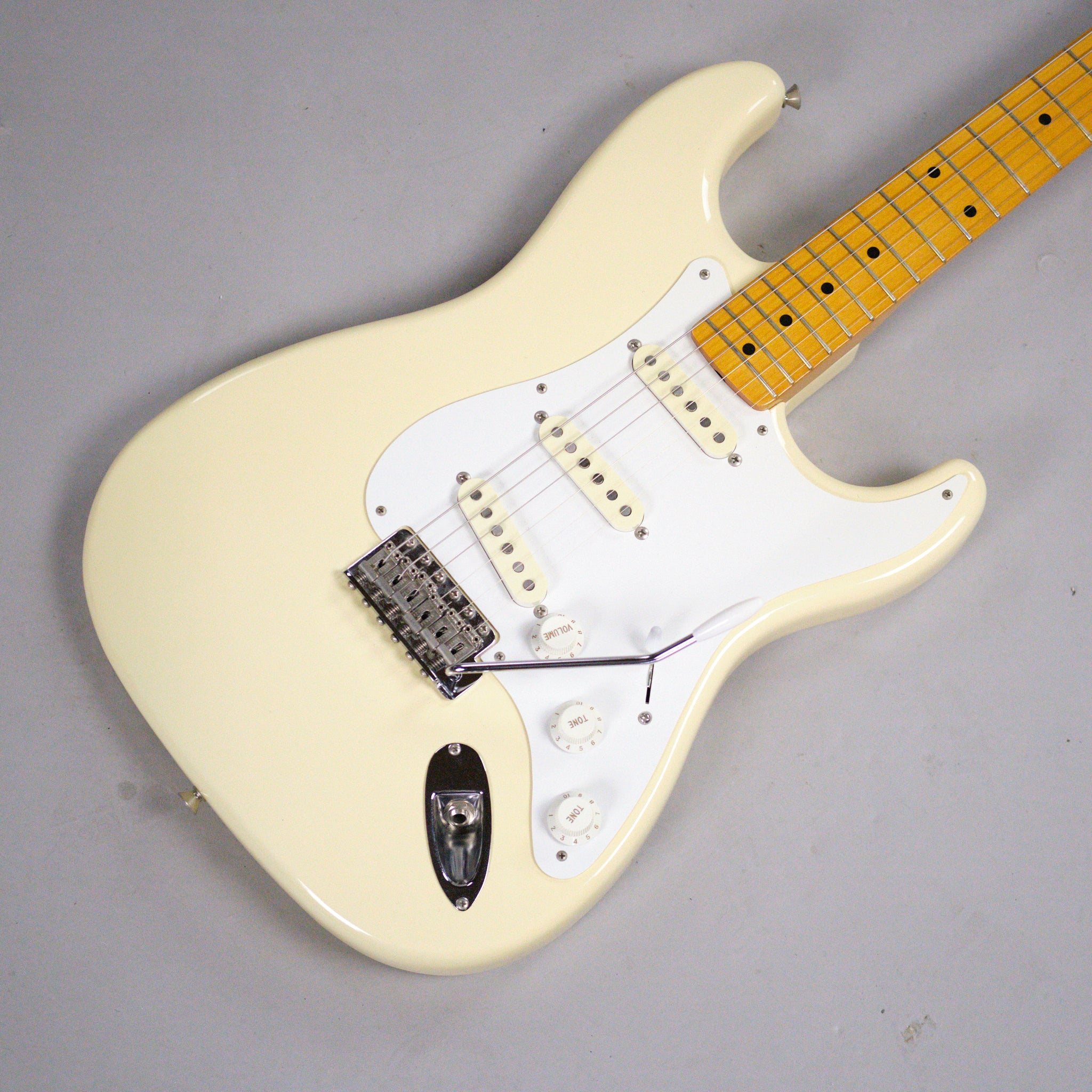 1992 Fender Stratocaster (Japan, Olympic White)