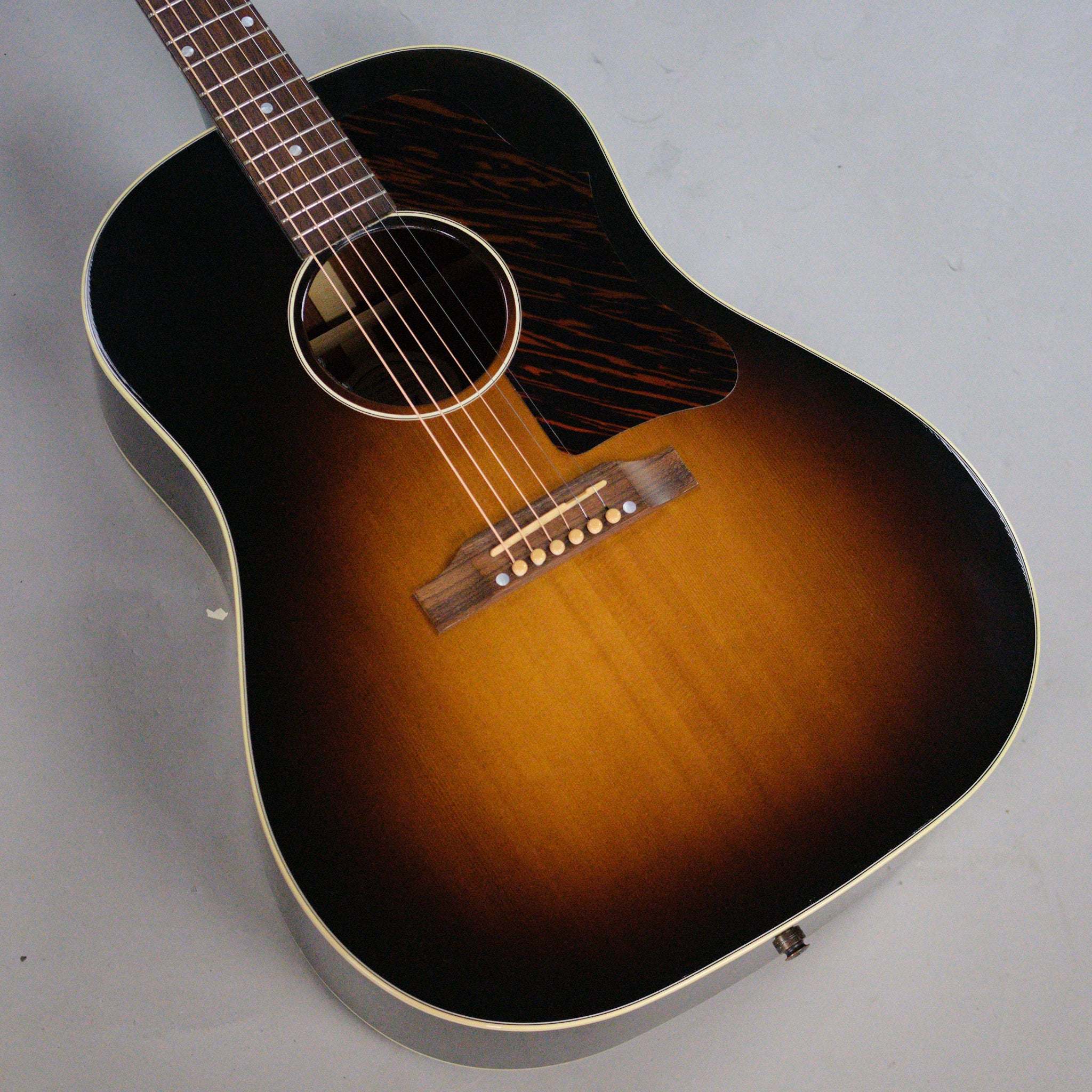 2017 Gibson J-45 Standard (USA, Sunburst, Pickup, OHSC)