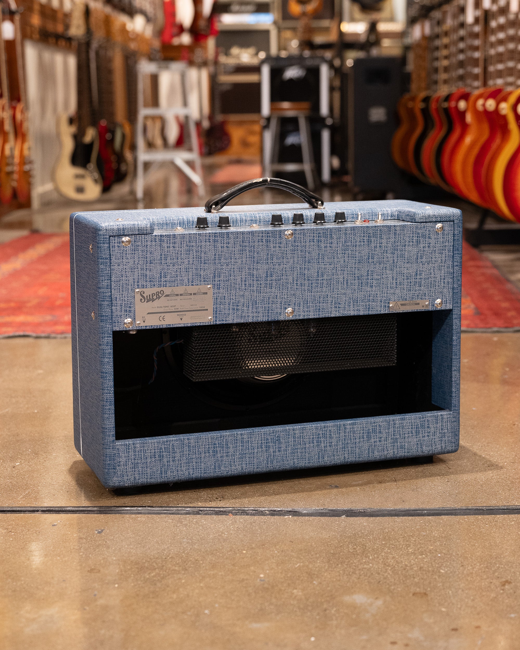 c2010s Supro 1624T Dual Tone (USA, 24 Watts, Cover)