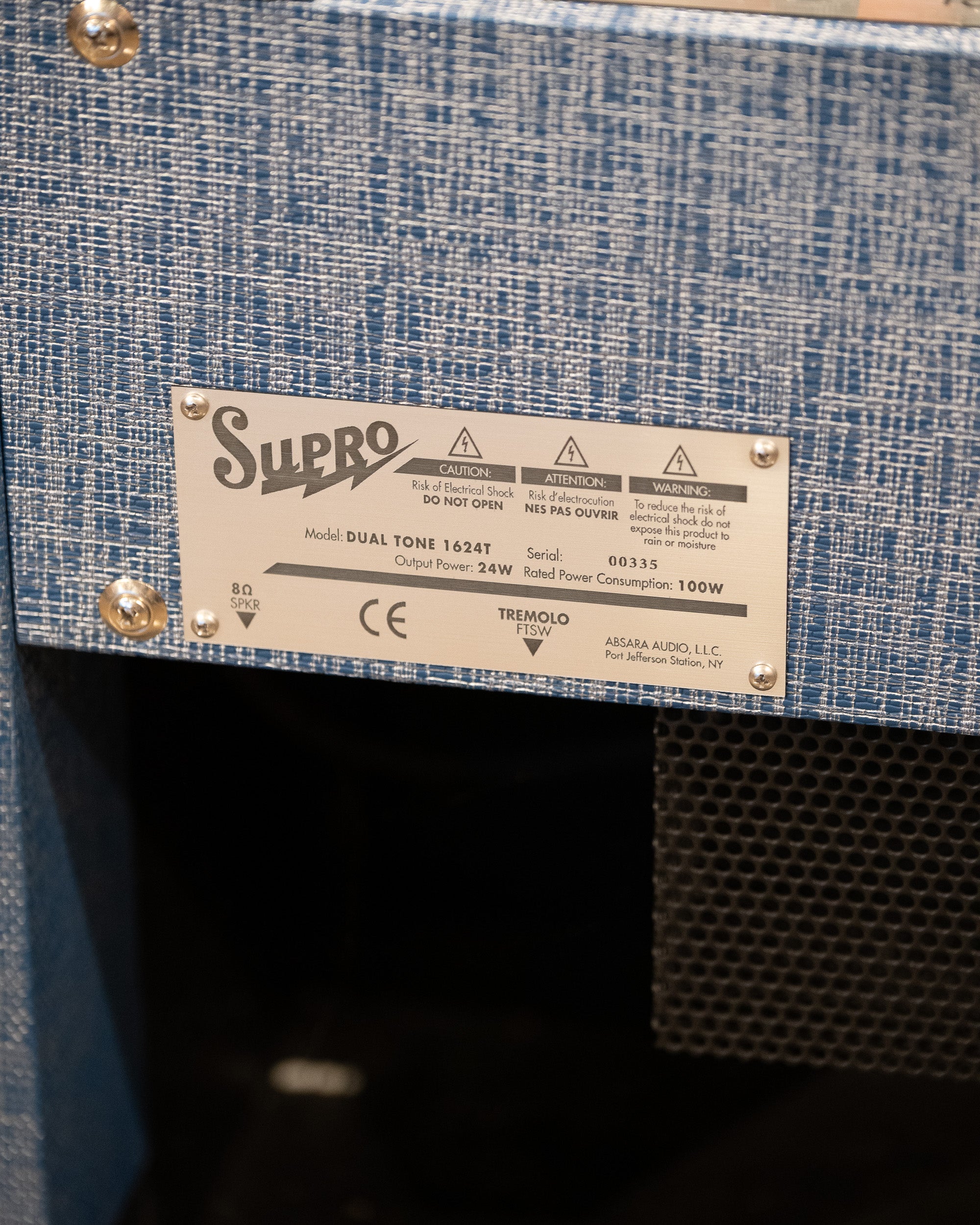 c2010s Supro 1624T Dual Tone (USA, 24 Watts, Cover)
