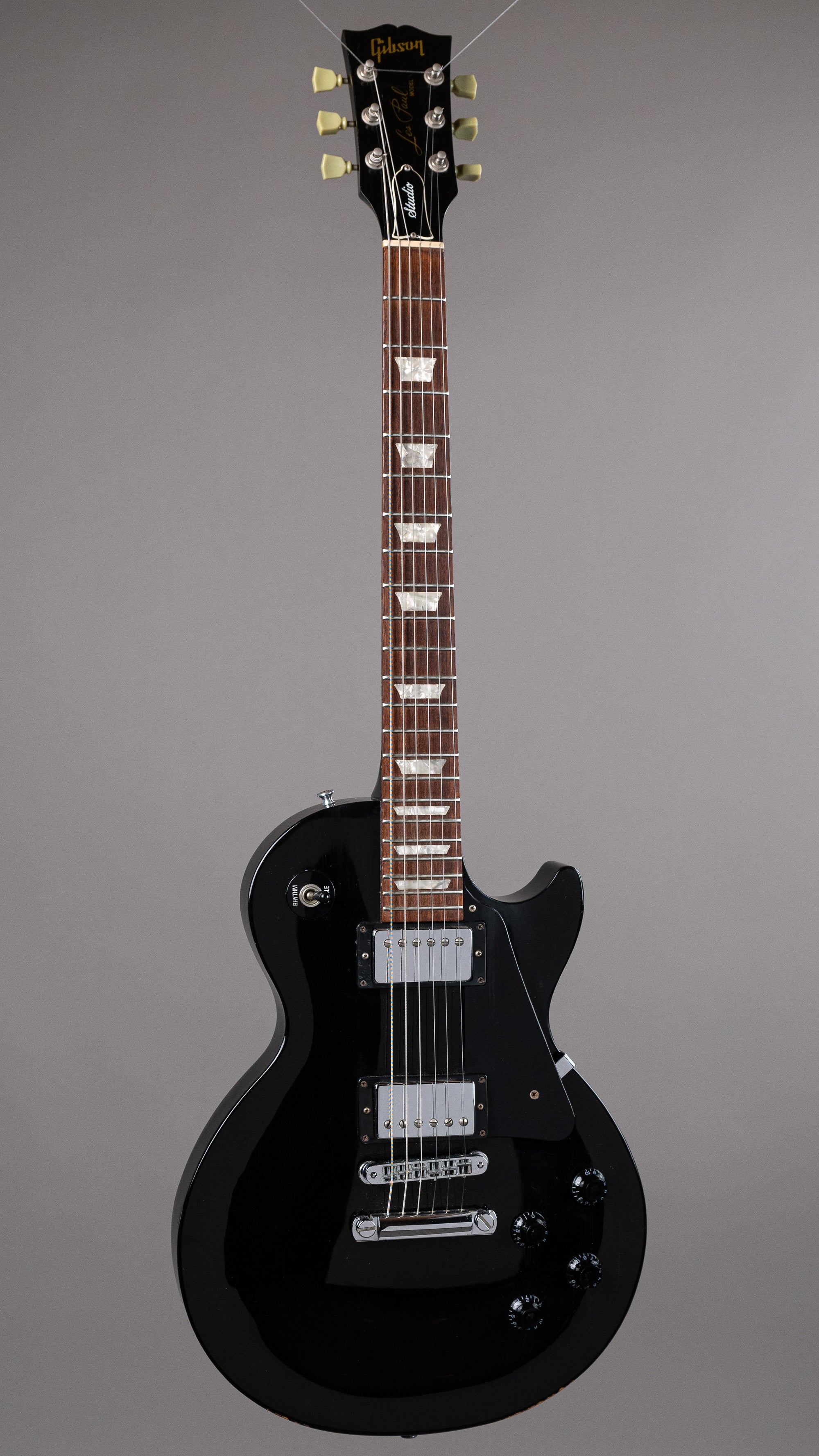 2007 Gibson Les Paul Studio (USA, Black, OHSC)