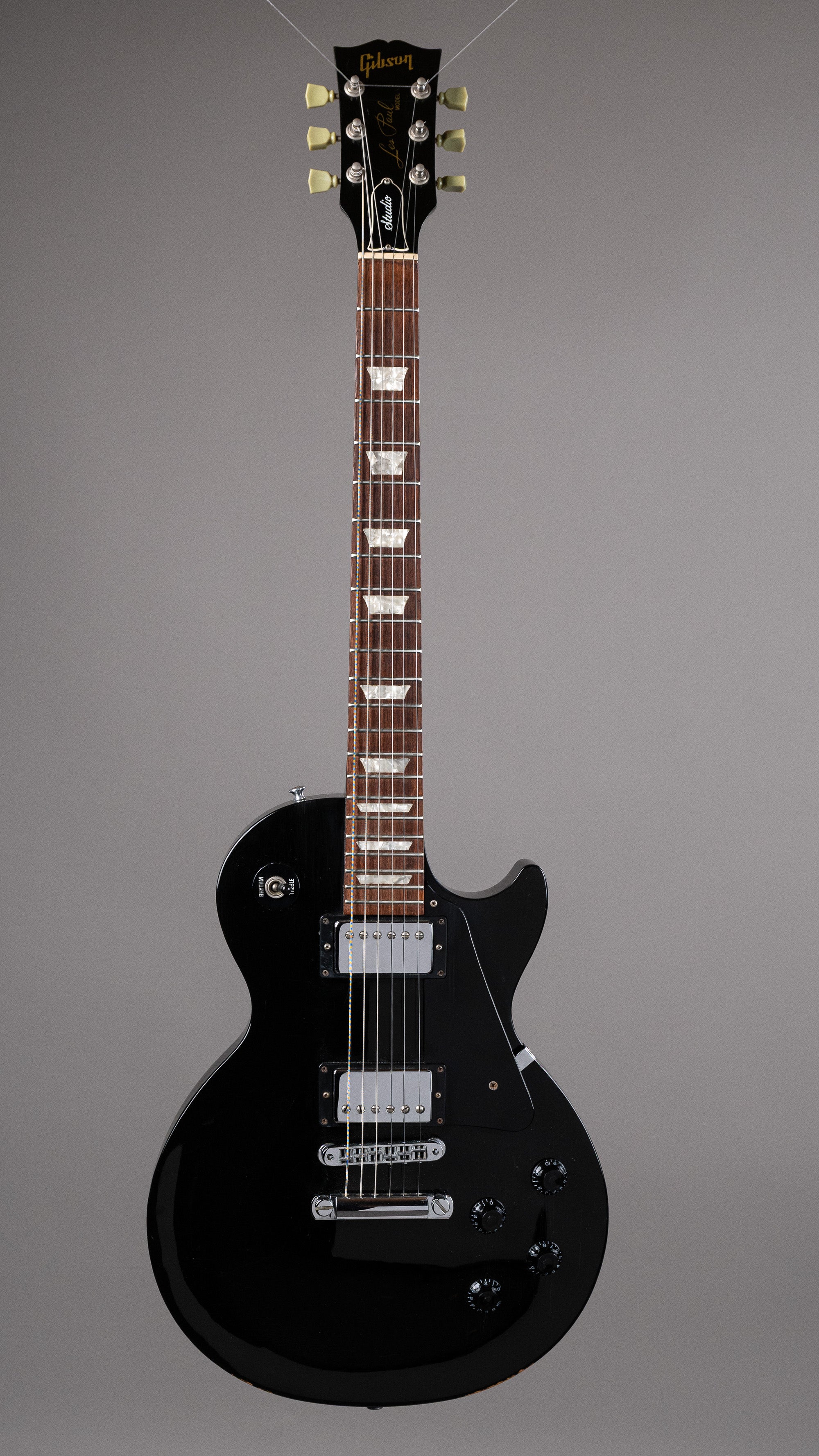 2007 Gibson Les Paul Studio (USA, Black, OHSC)