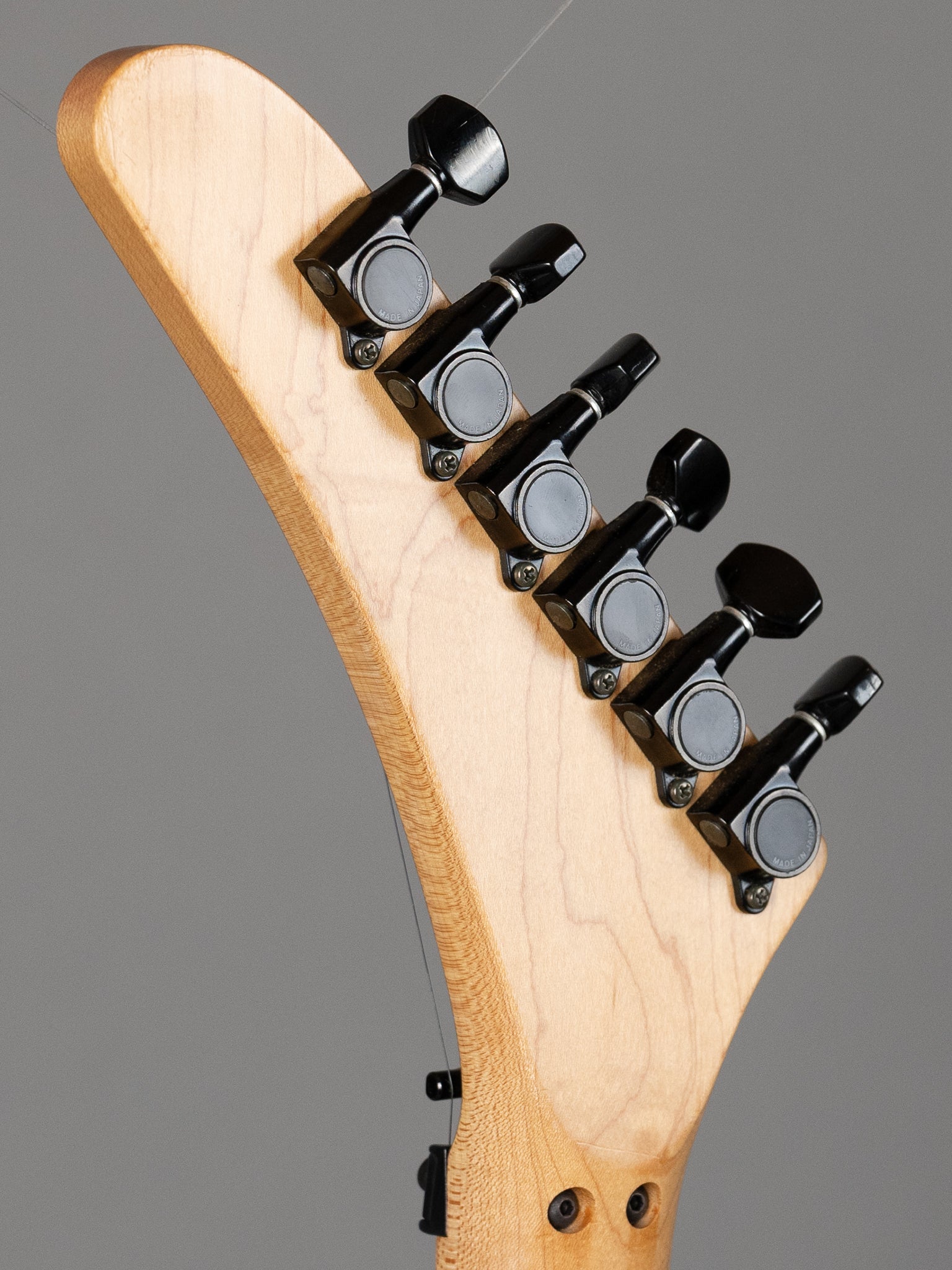 c1989 Kramer LK-IBF (Japan, White)