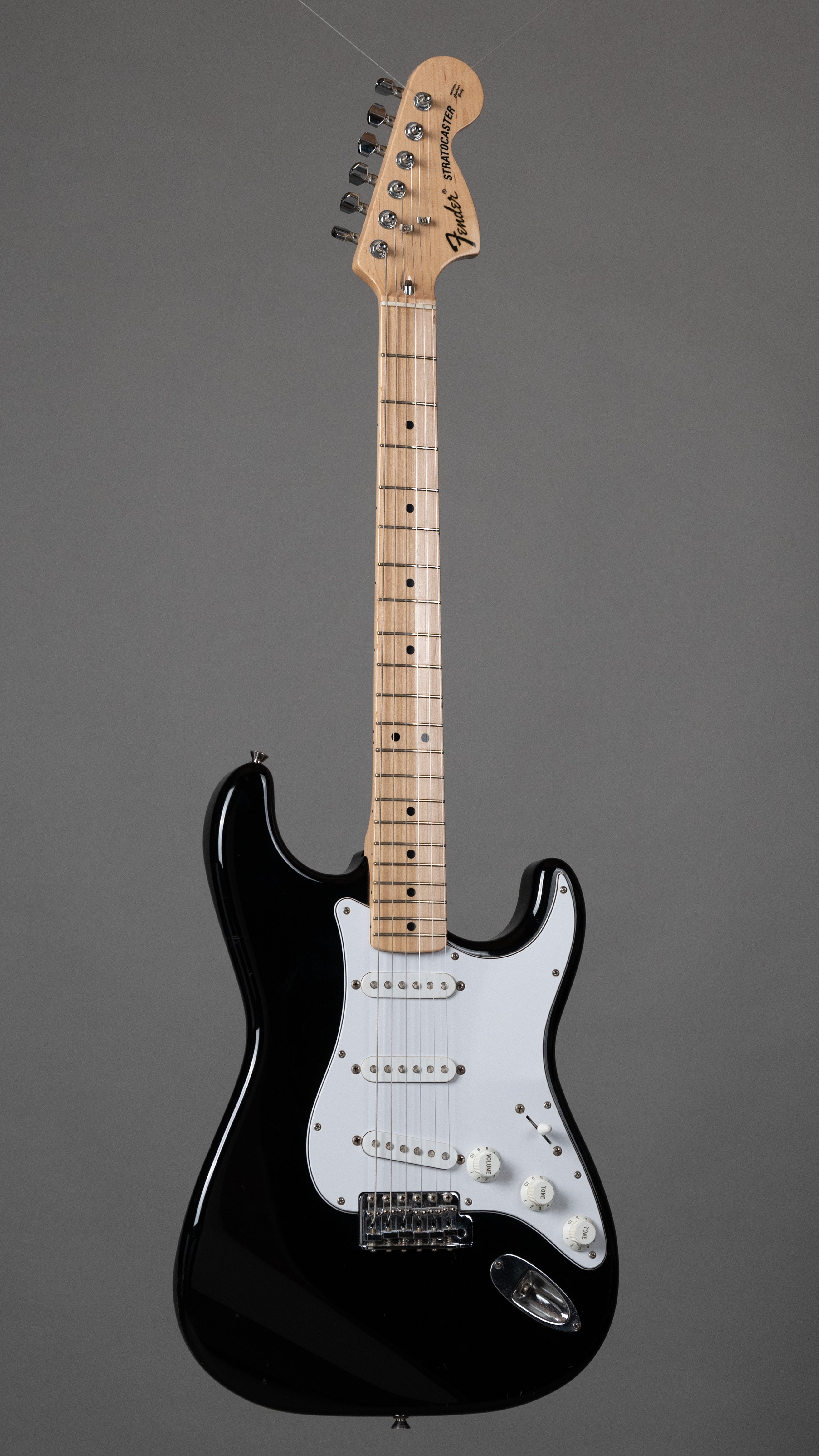 2017 Fender Classic 70s Stratocaster (Japan, Black)