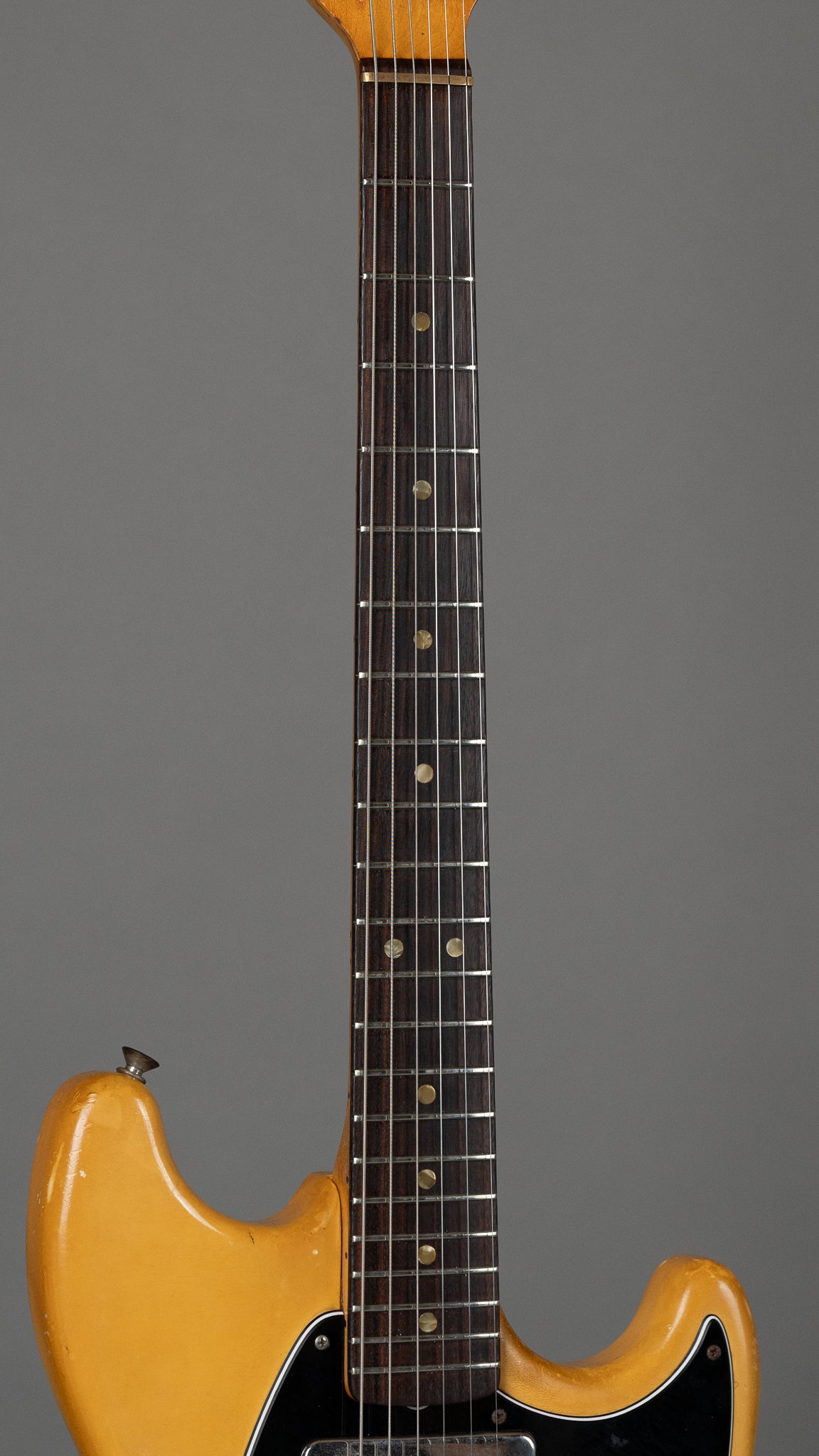 1978 Fender Mustang MOD (USA, Cigarette White)