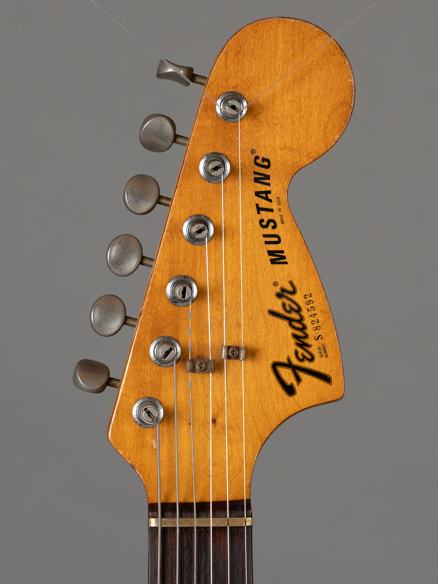 1978 Fender Mustang MOD (USA, Cigarette White)