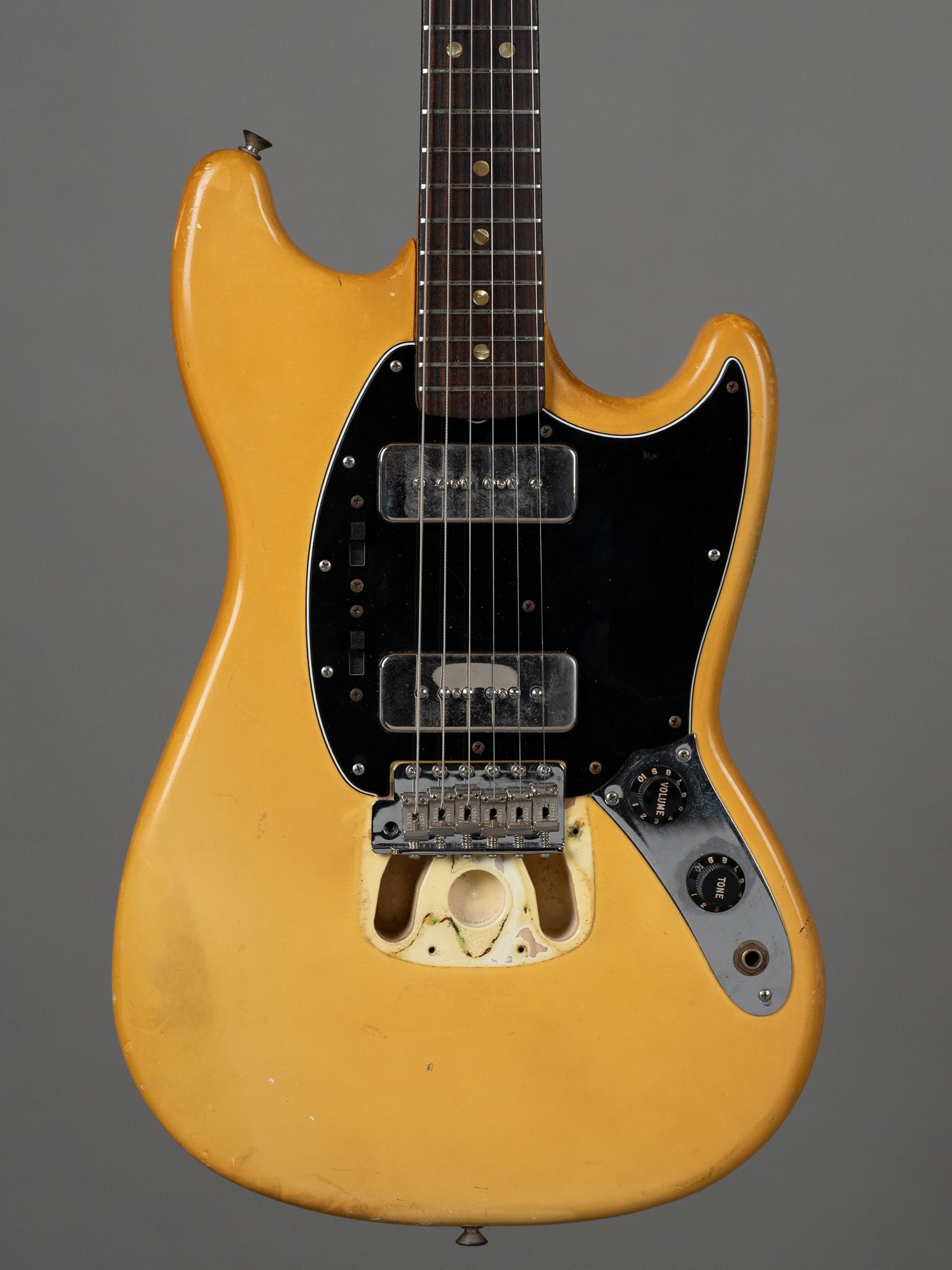 1978 Fender Mustang MOD (USA, Cigarette White)