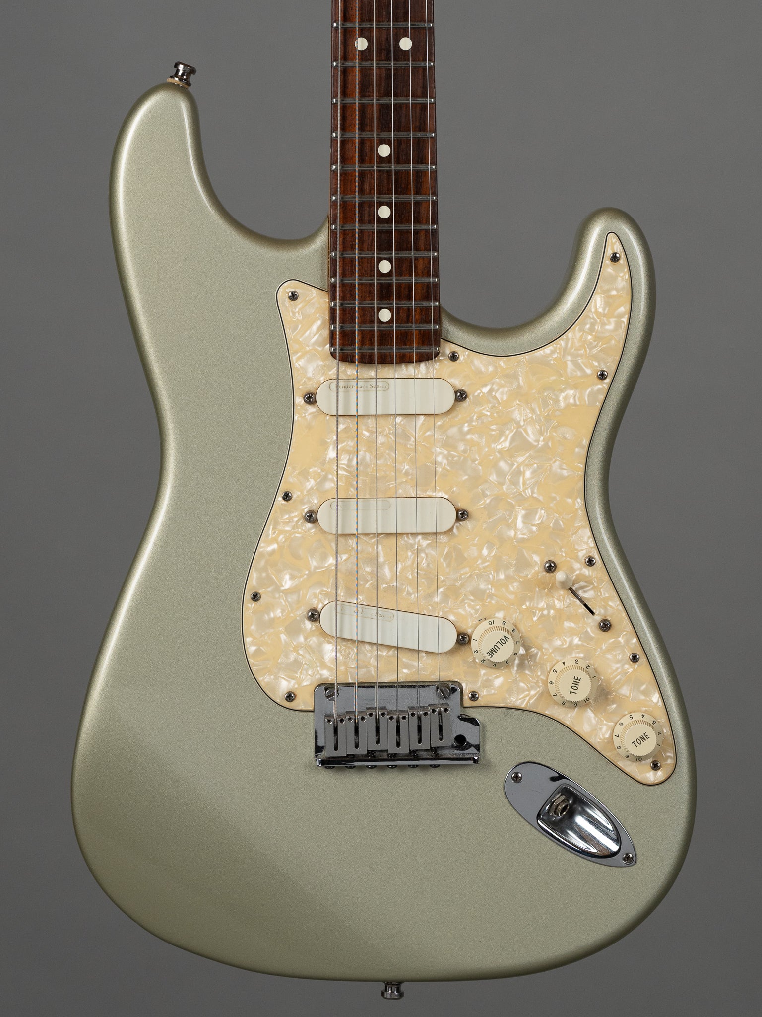1997 Fender Strat Plus (USA, Inca Silver, OHSC)