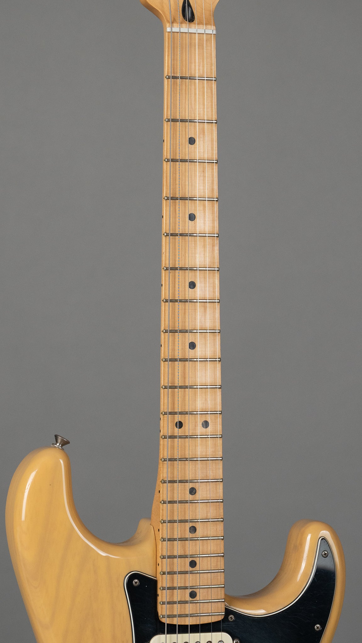 2017 Fender Deluxe Stratocaster (Mexico, Vintage Blonde, HSC)
