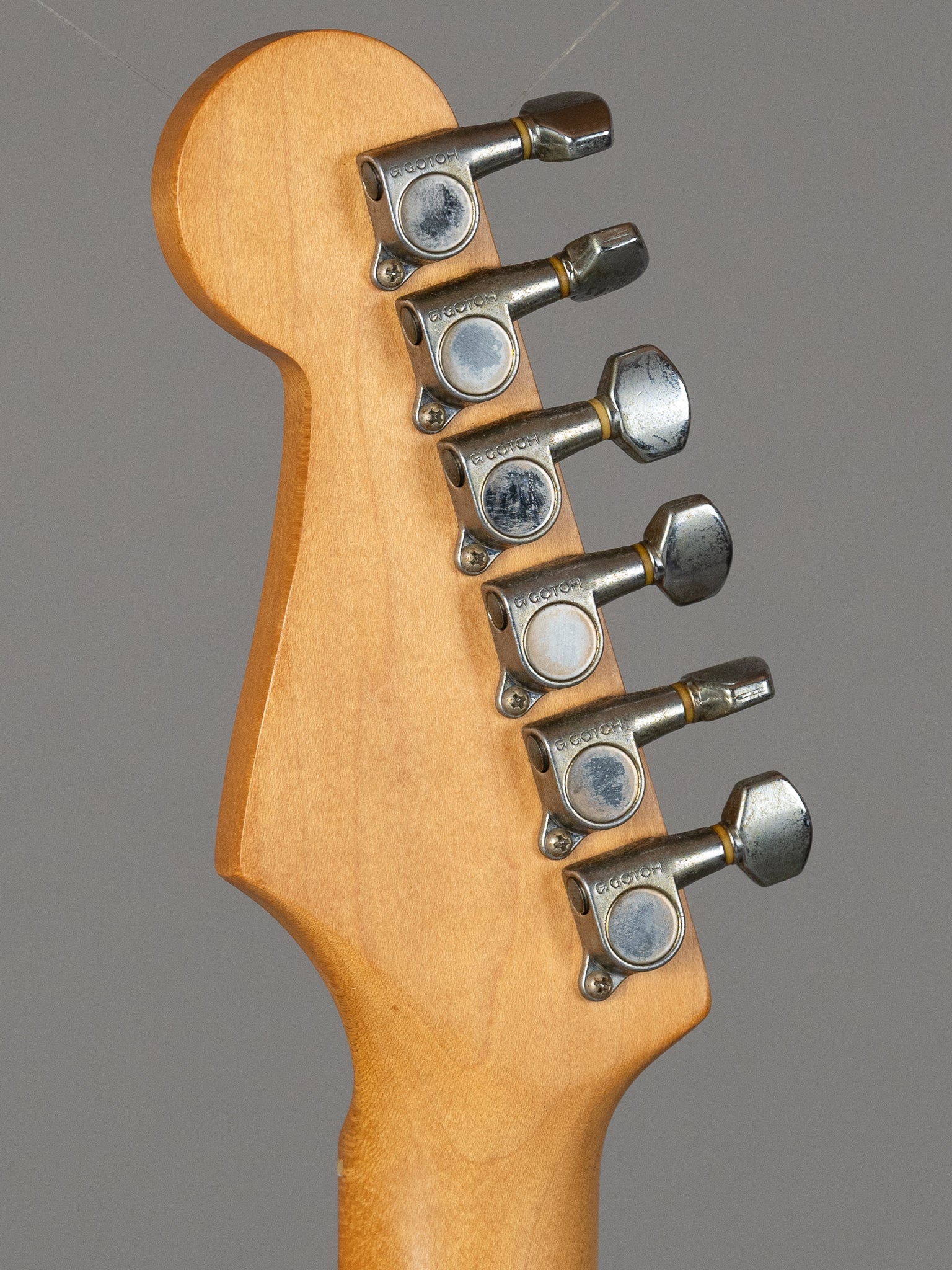 1992 Squier SST-33 Stratocaster (Japan, Sunburst)