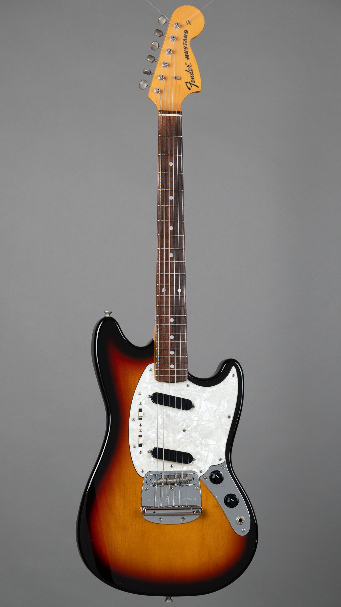 1993 Fender MG-69 Mustang (Japan, Sunburst)