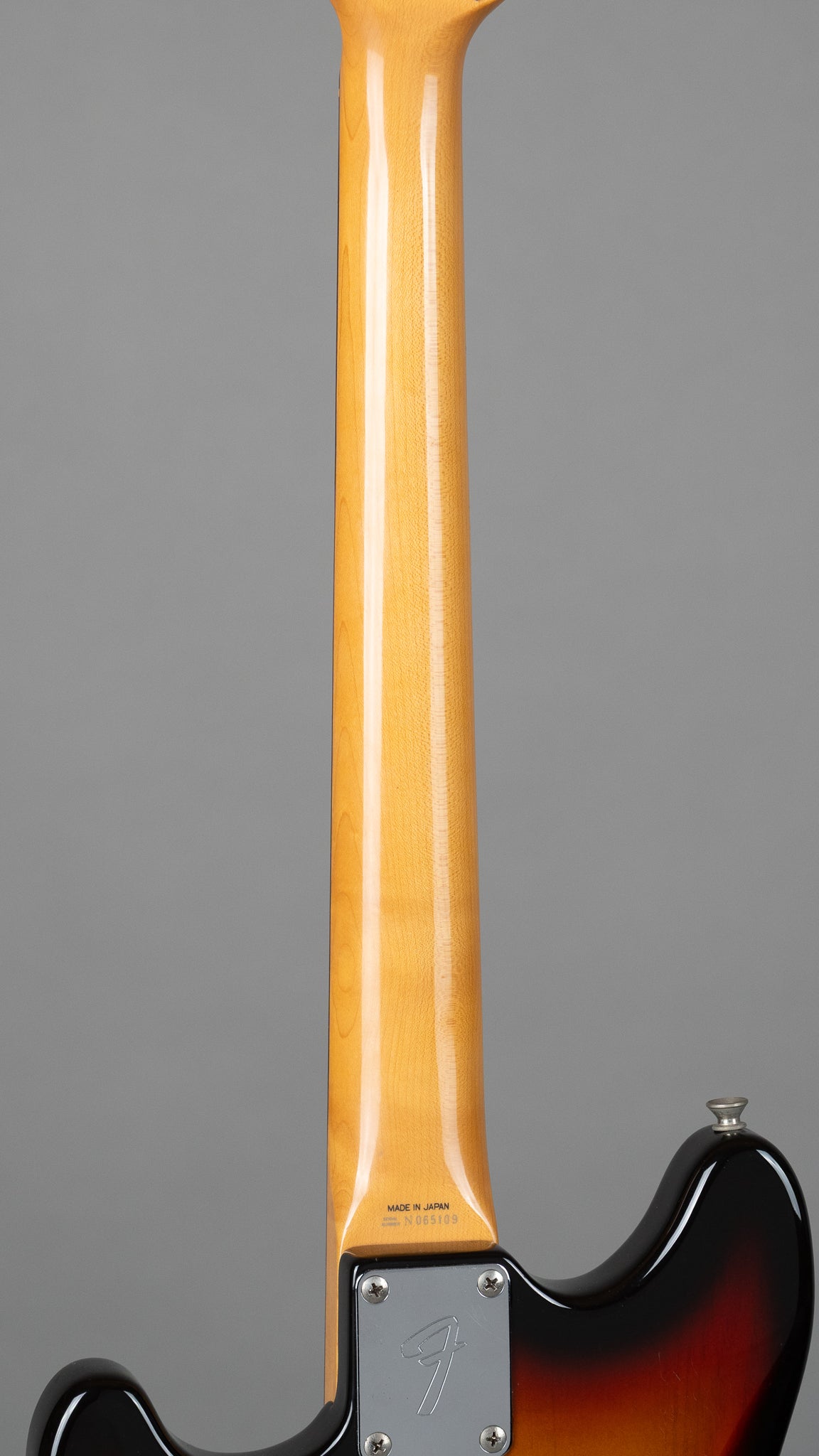 1993 Fender MG-69 Mustang (Japan, Sunburst)