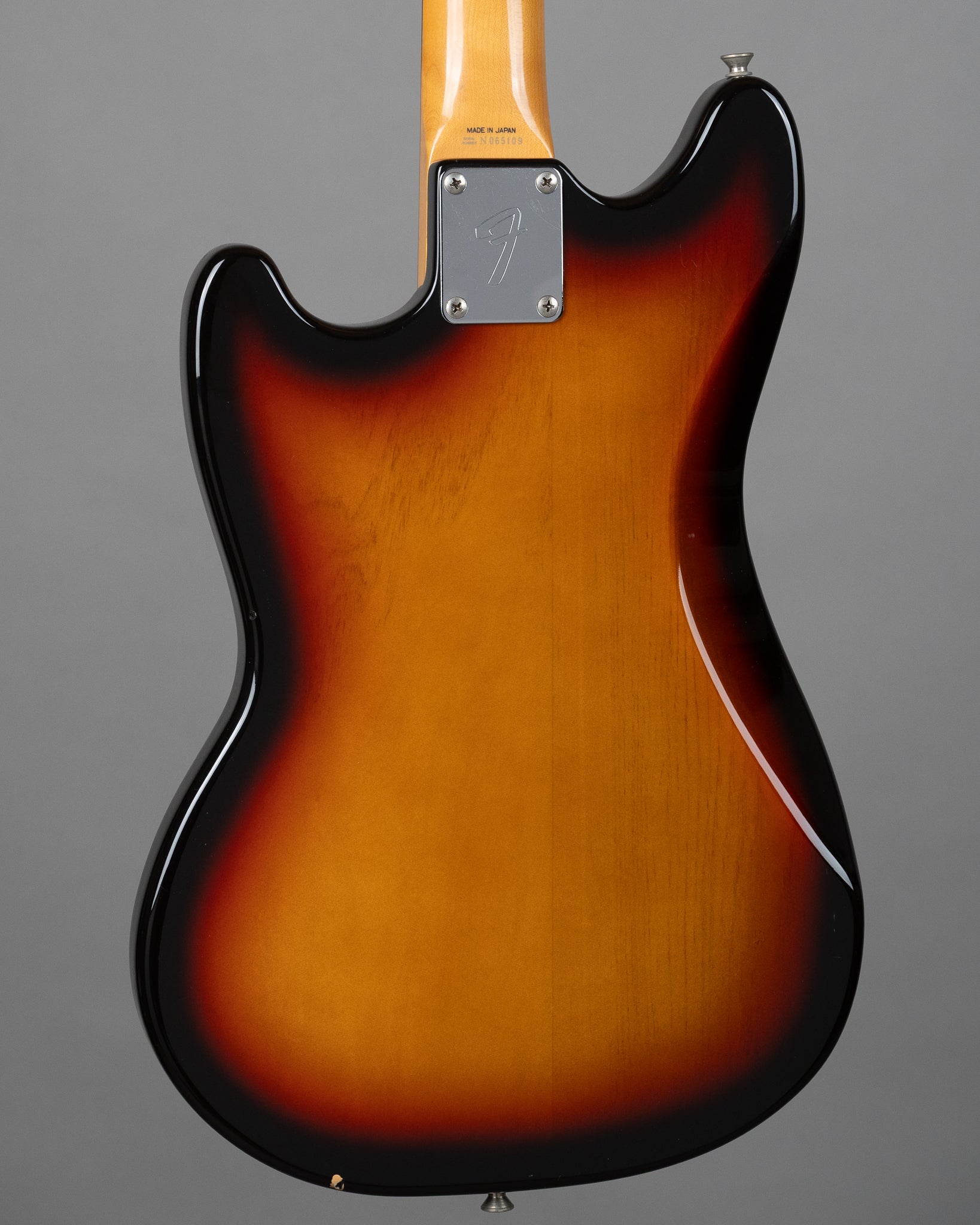 1993 Fender MG-69 Mustang (Japan, Sunburst)