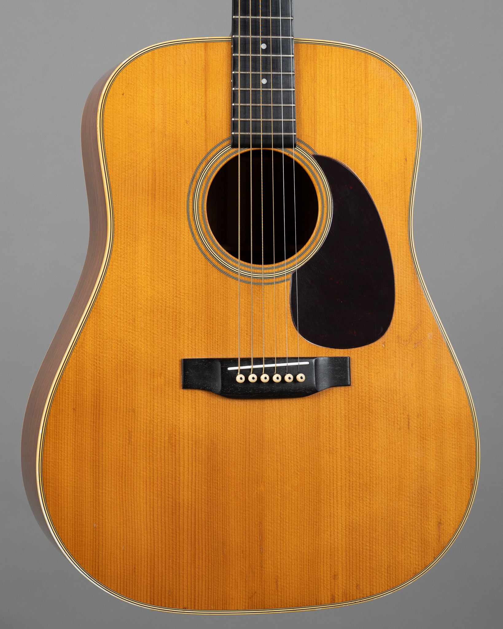1975 Martin D-28 (USA, Natural, HSC)
