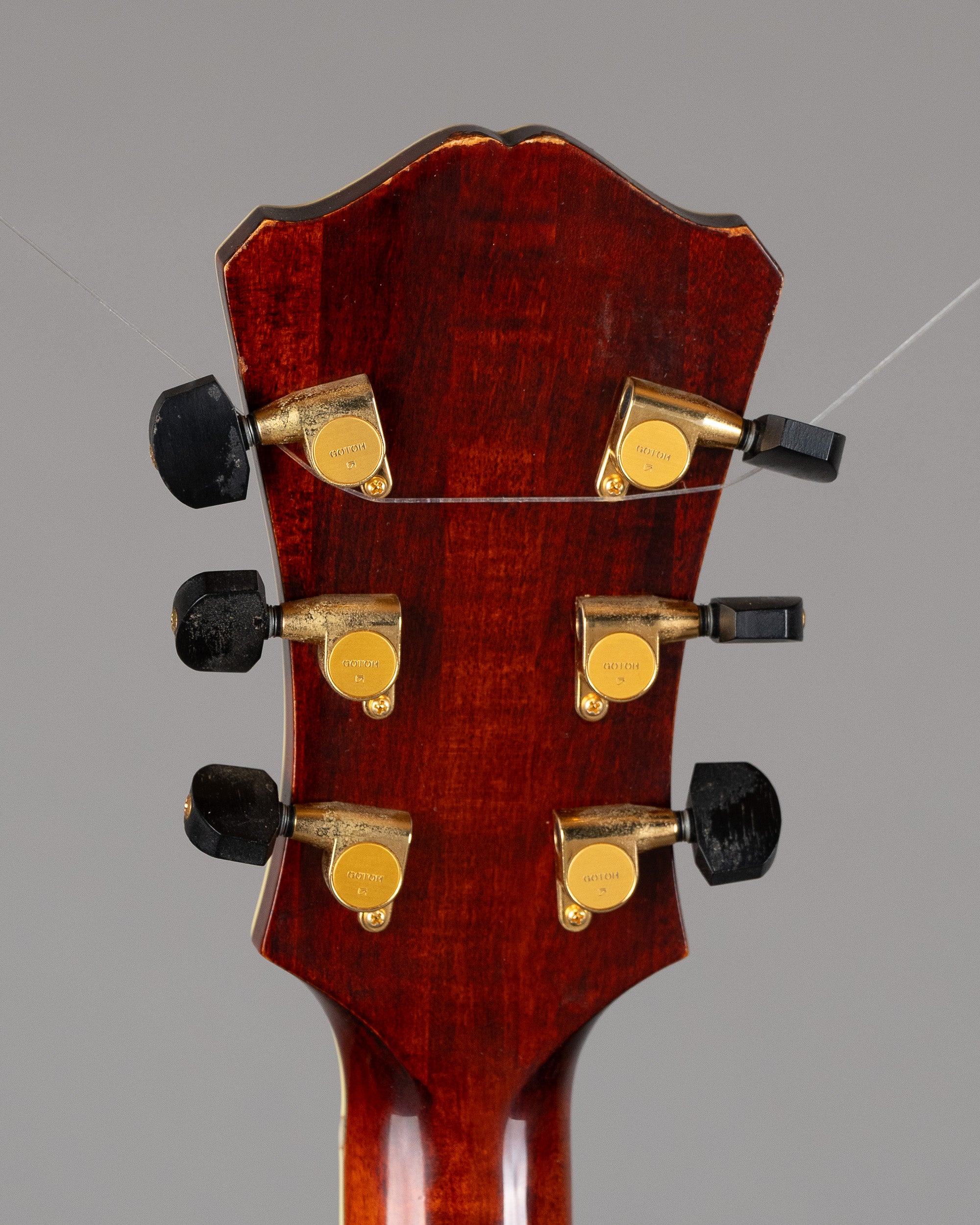 2006 Eastman Uptown Hollow AR810CE (China, Burst, HSC)