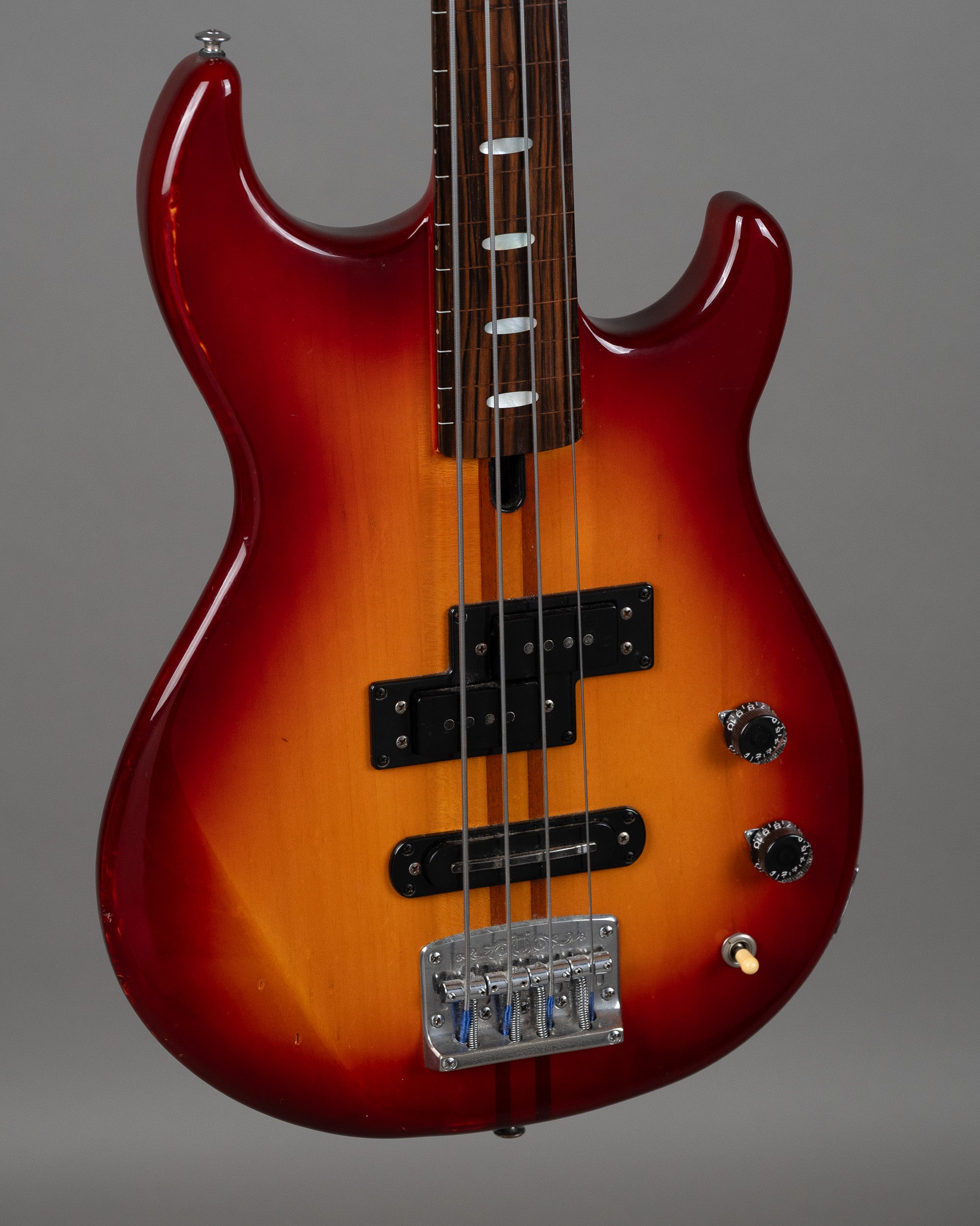 1980 Yamaha BB2000 Fretless Conversion Sunburst (Japan, Sunburst, HSC)