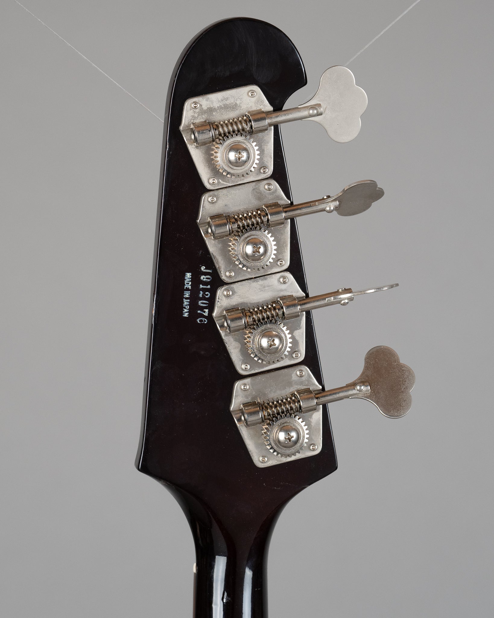 1990 Epiphone Thunderbird (Japan, Sunburst)