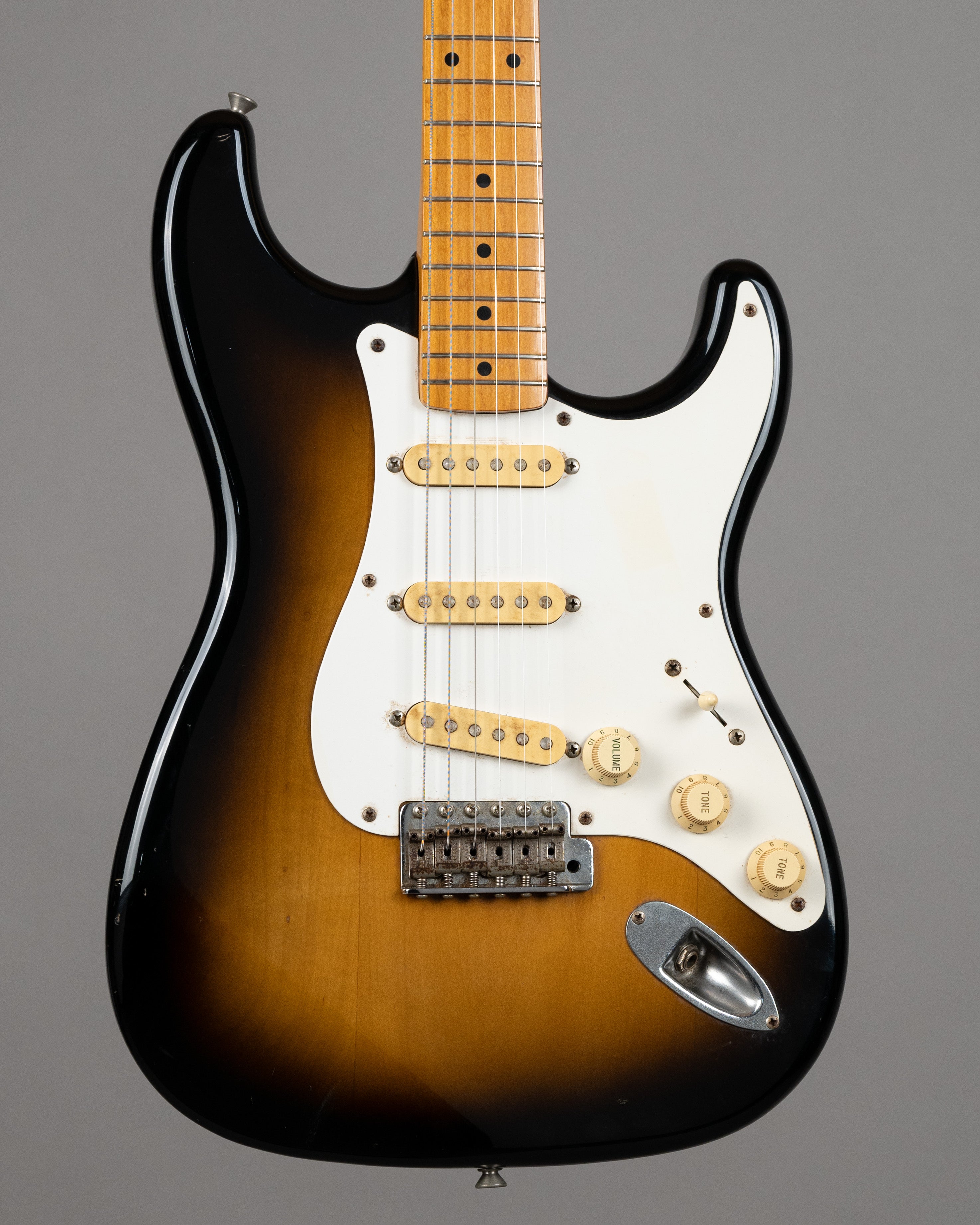 c1987 Squier Stratocaster (Japan, 2 Tone Sunburst, Gig Bag)
