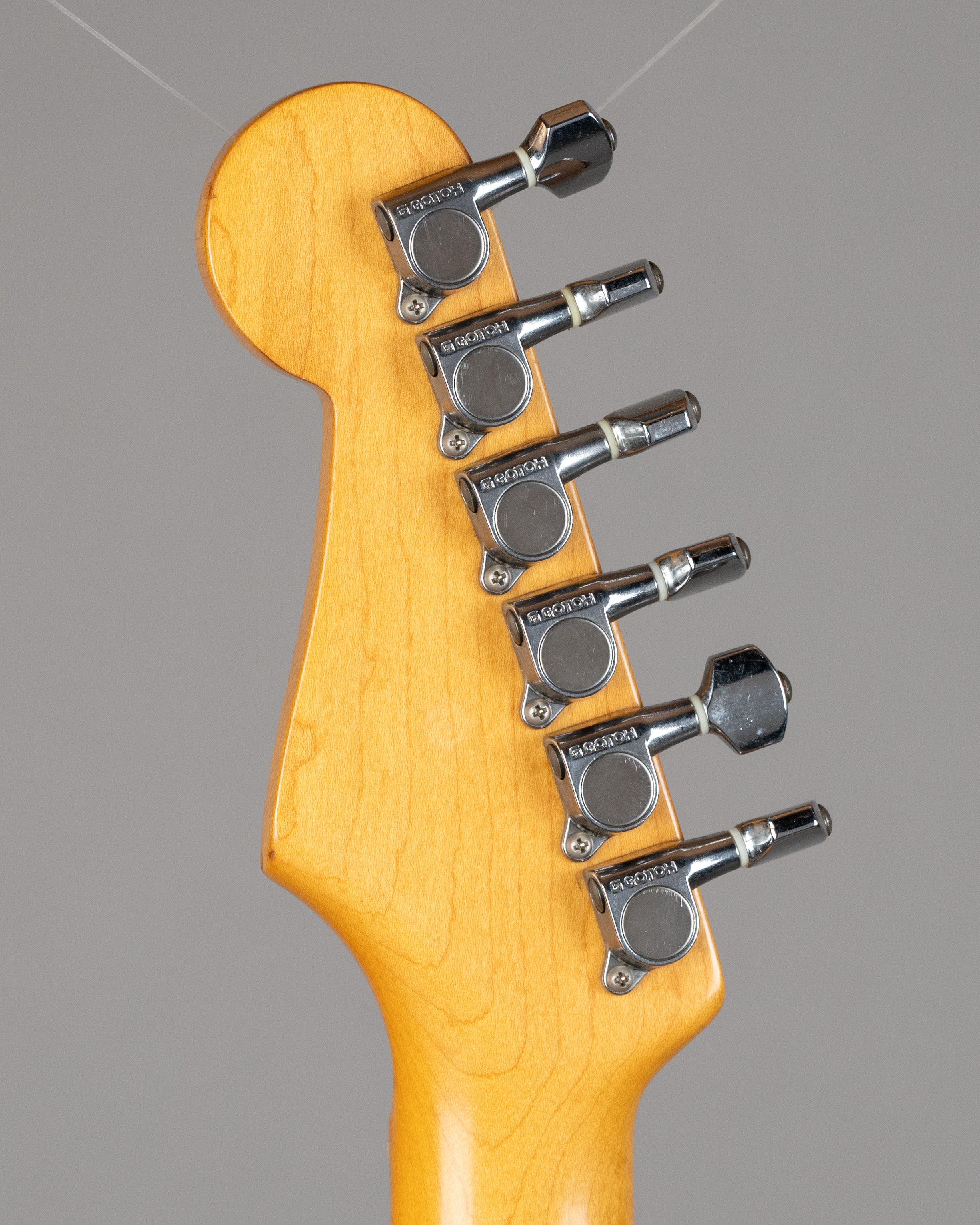 c1987 Squier Stratocaster (Japan, 2 Tone Sunburst, Gig Bag)