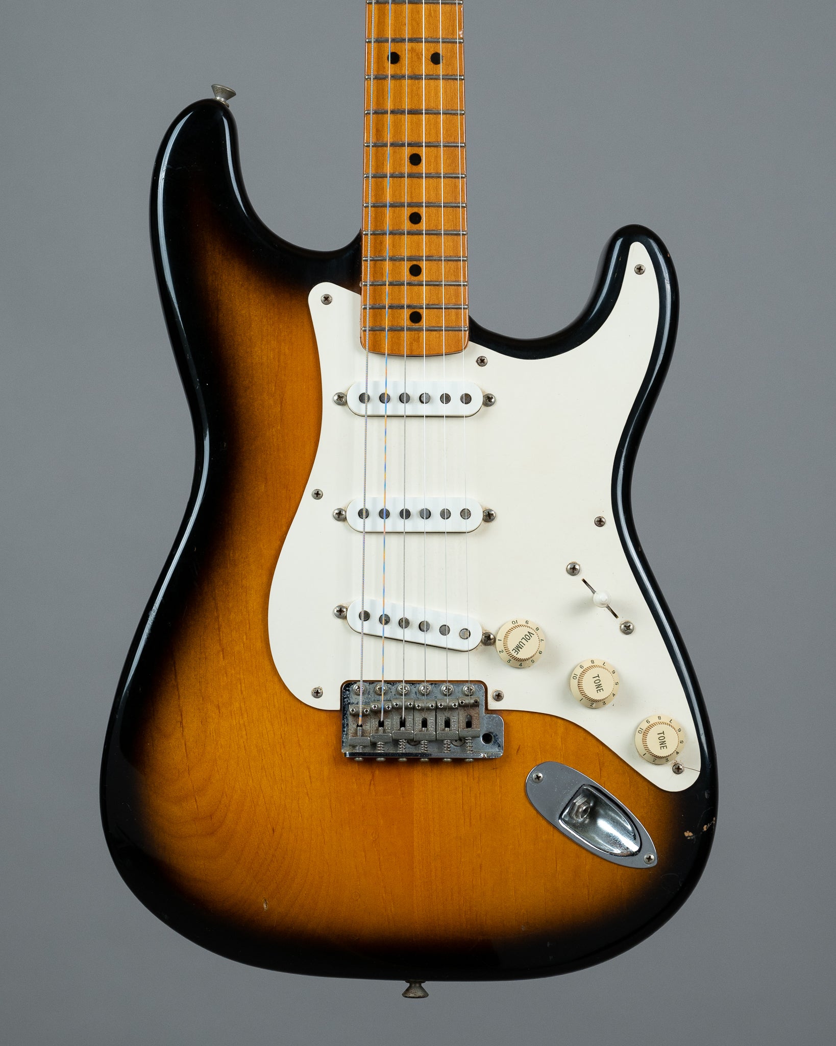1996 Fender Stratocaster American Vintage '57 Re-Issue Commemorative Edition (USA, Sunburst, HSC)