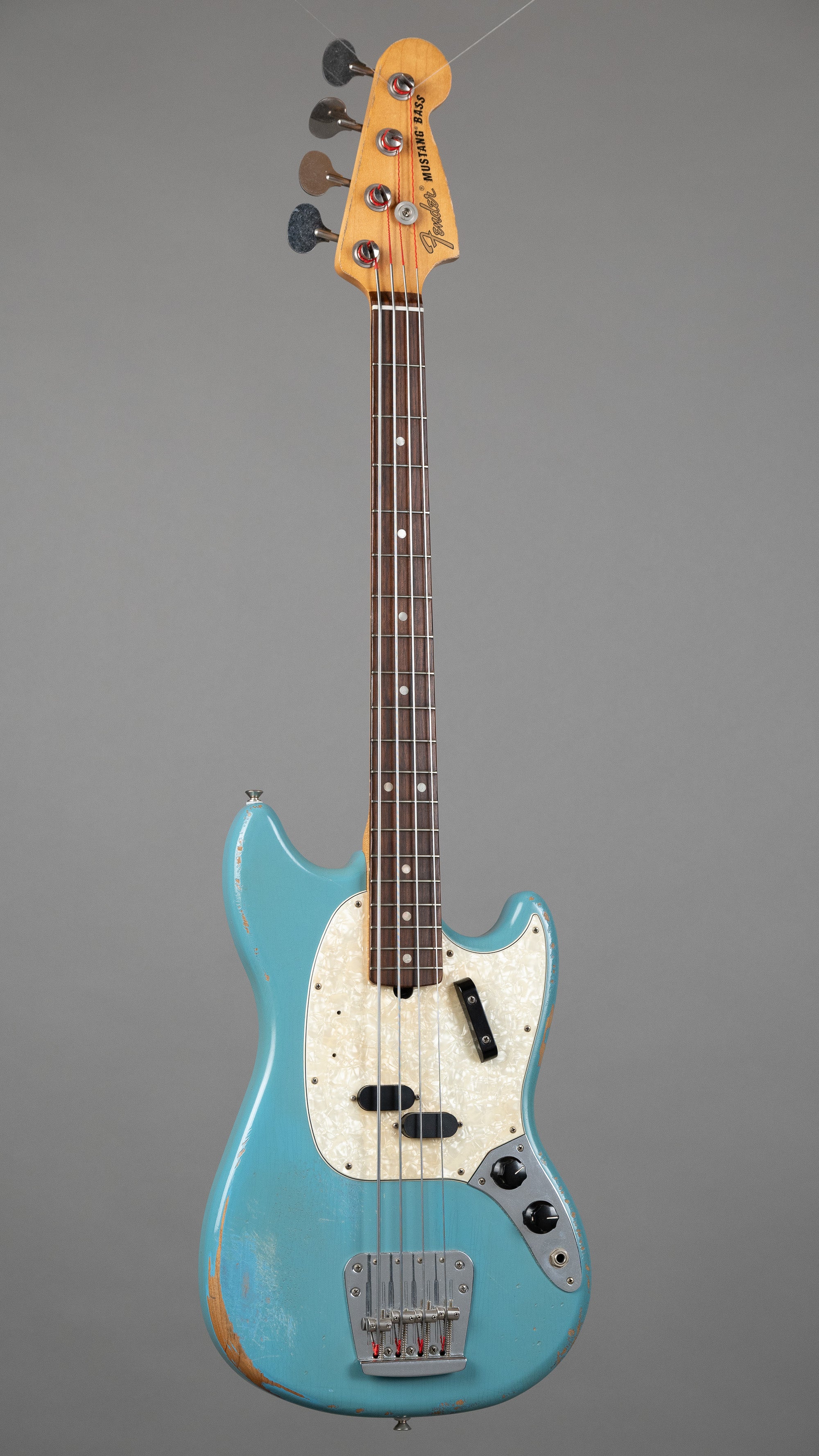 2018 Fender JMJ Road Worn Mustang Bass (Mexico, Faded Daphne Blue, Gig Bag)