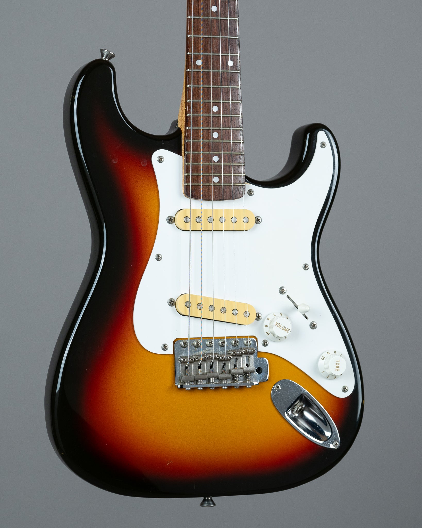 Fender Japan Stratocaster？ c1991 Fender Japan Mini Stratocaster (Japan, Sunburst)