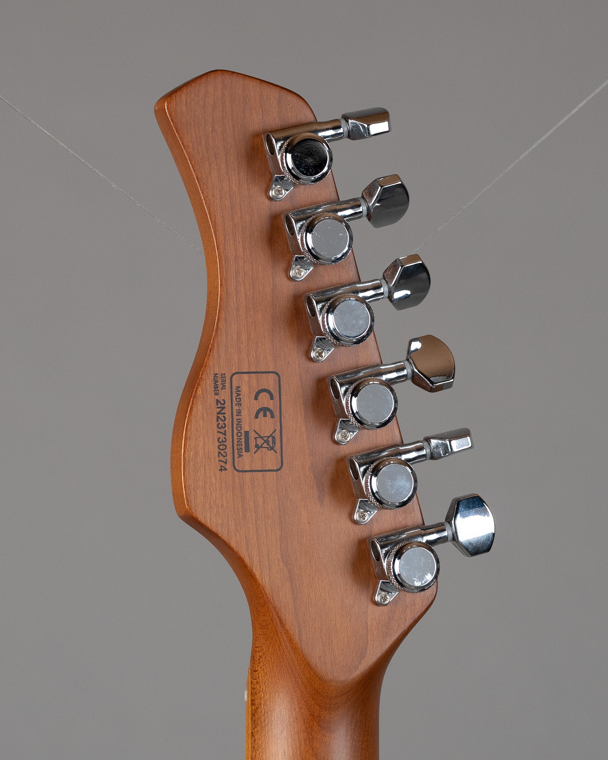 2023 Sire Larry Carlton S7 (Indonesia, Vintage White, OGB)