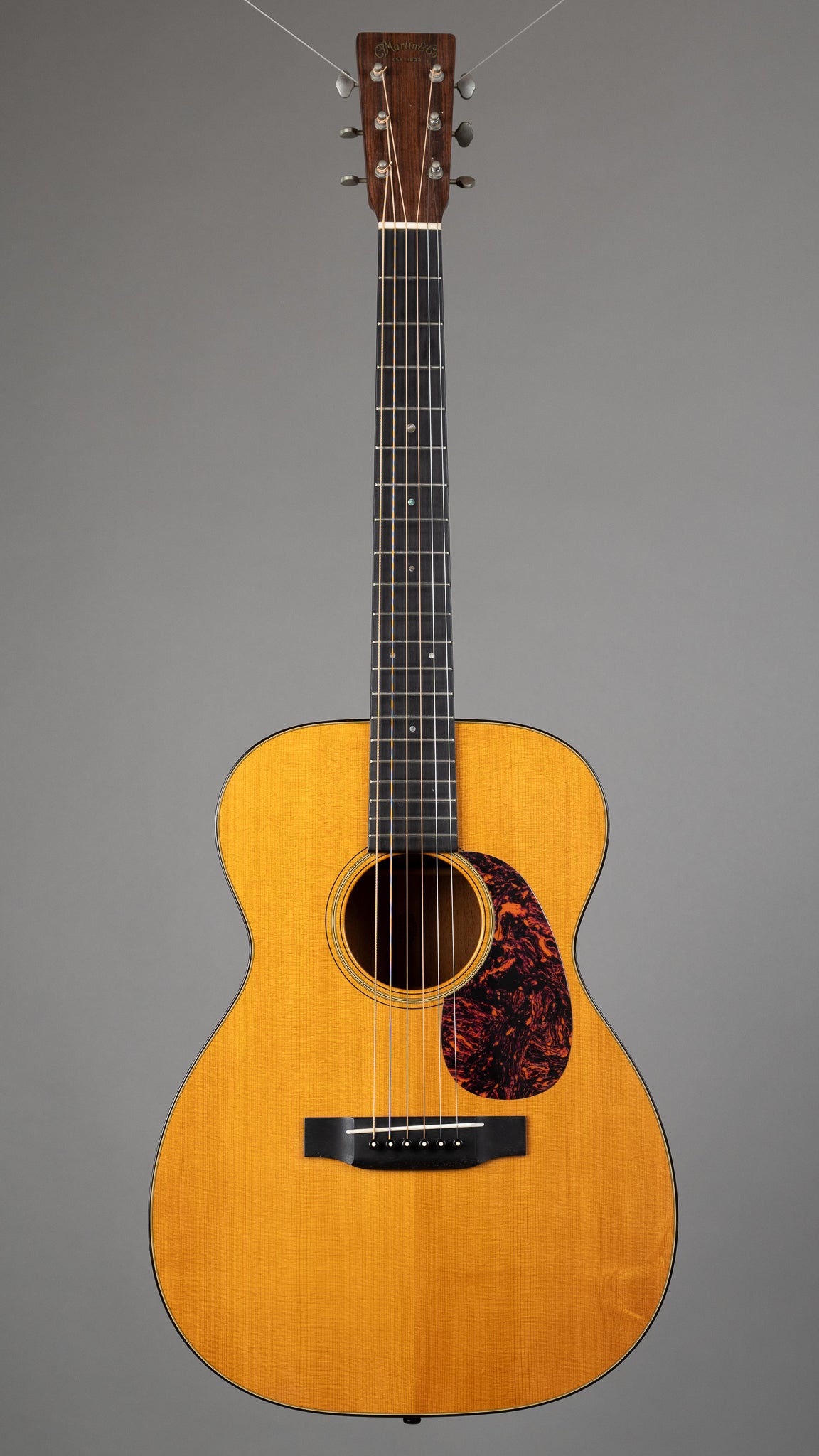 2005 Martin 00-18V (USA, Natural Gloss, OHSC)