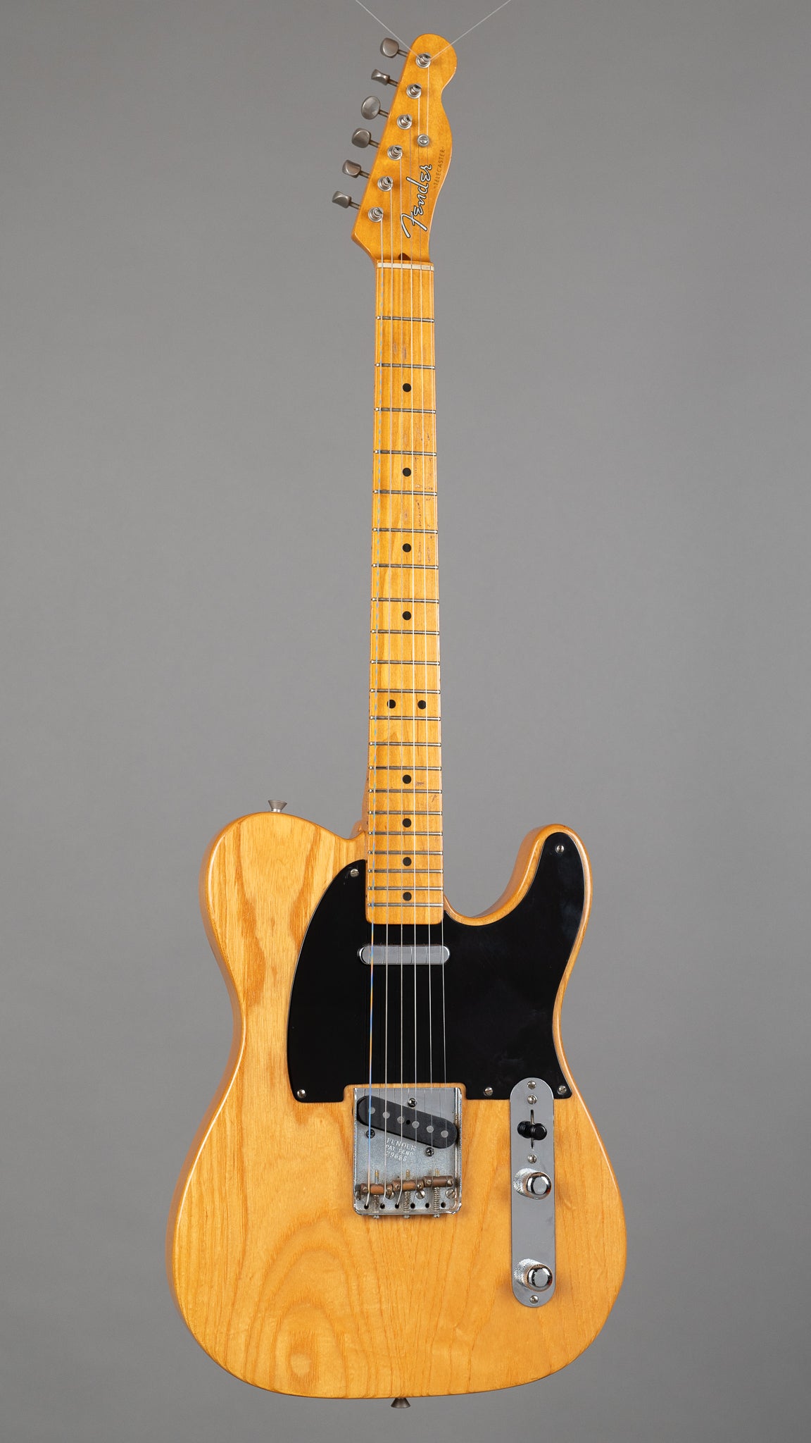 1997 Fender American Vintage RI 52 Telecaster (USA, Natural, OHSC)