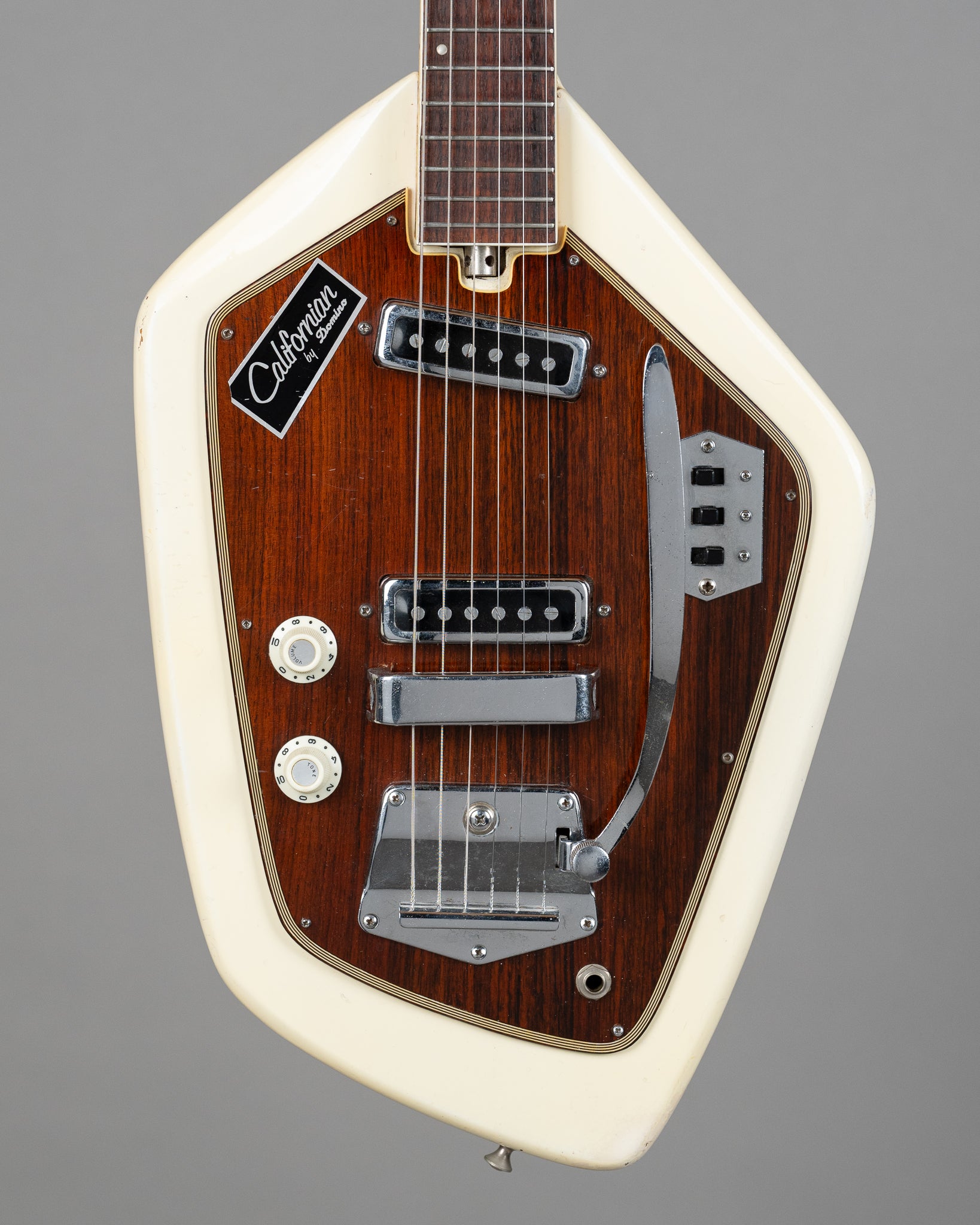 c1967 Domino Californian (Japan, White)