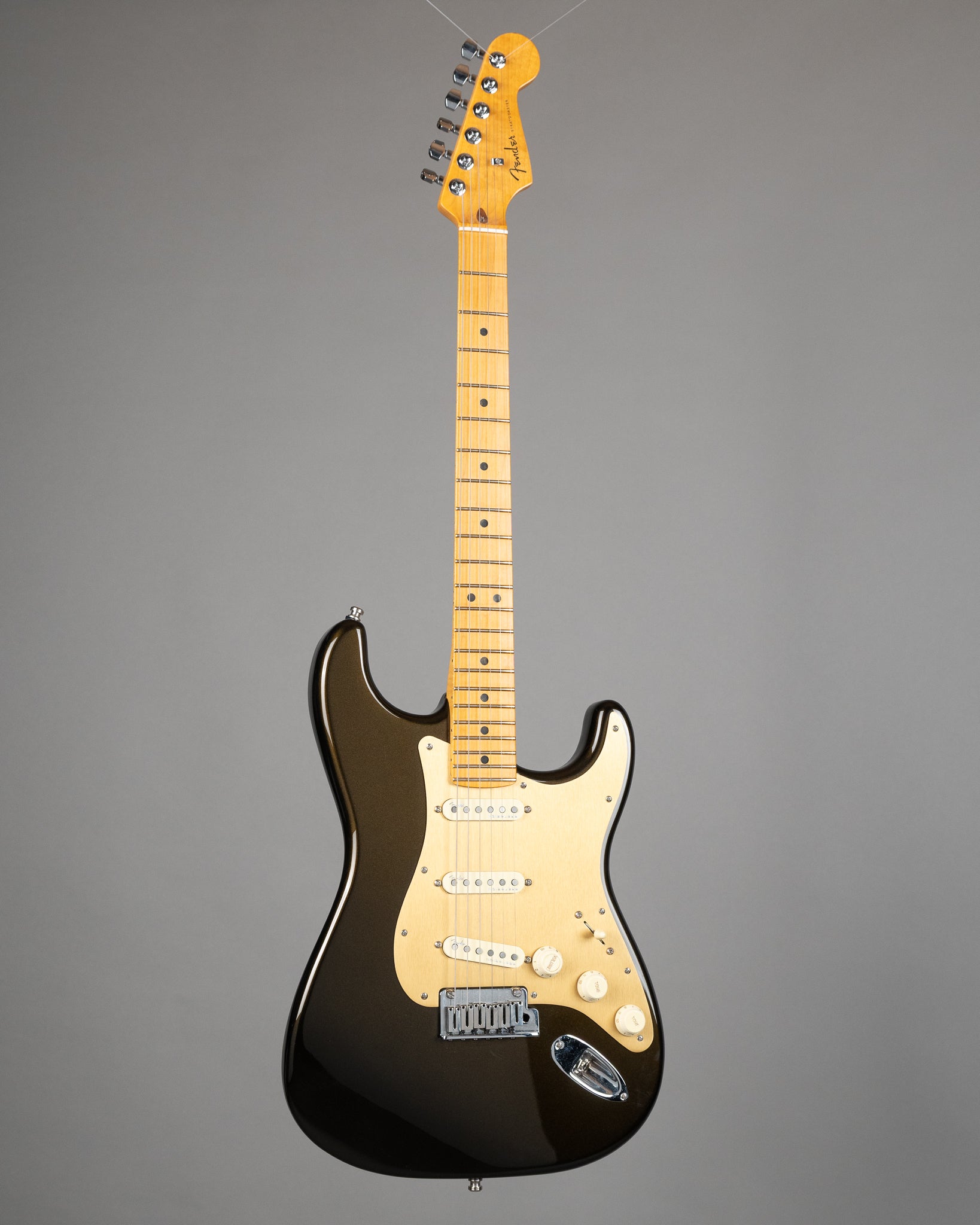 2022 Fender American Ultra Stratocaster (USA, Texas Tea, OHSC)