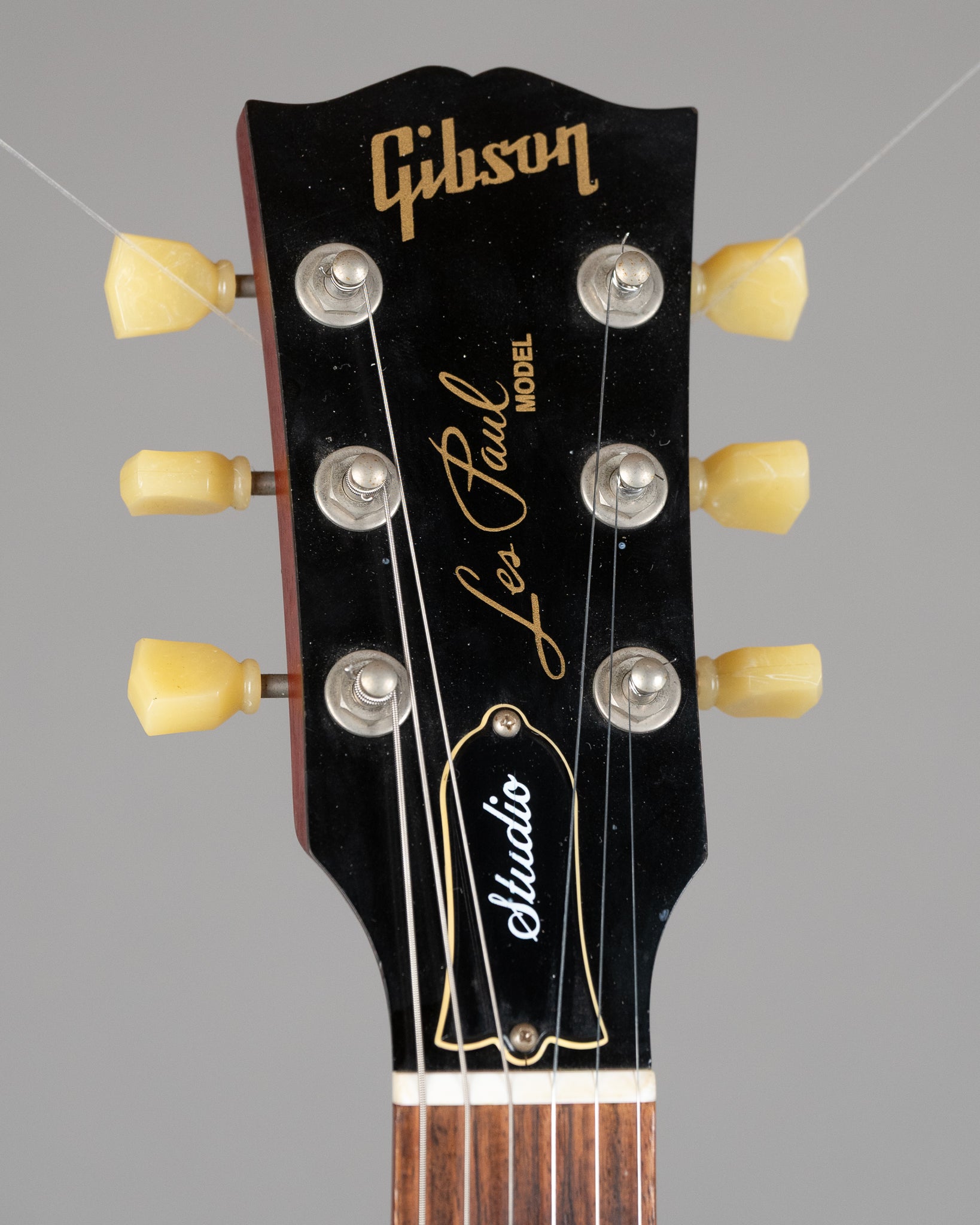 2011 Gibson Les Paul Studio (USA, Satin Cherry Stain, OGB)