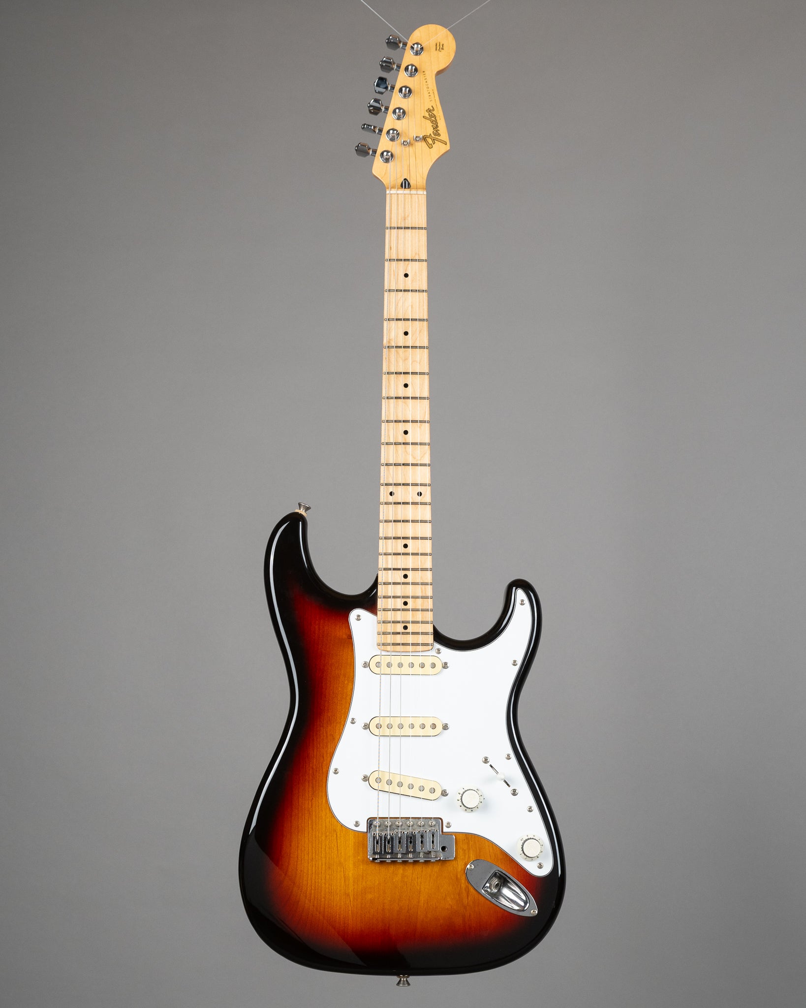 c1986 Fender Stratocaster STM-60M (Japan, Sunburst)