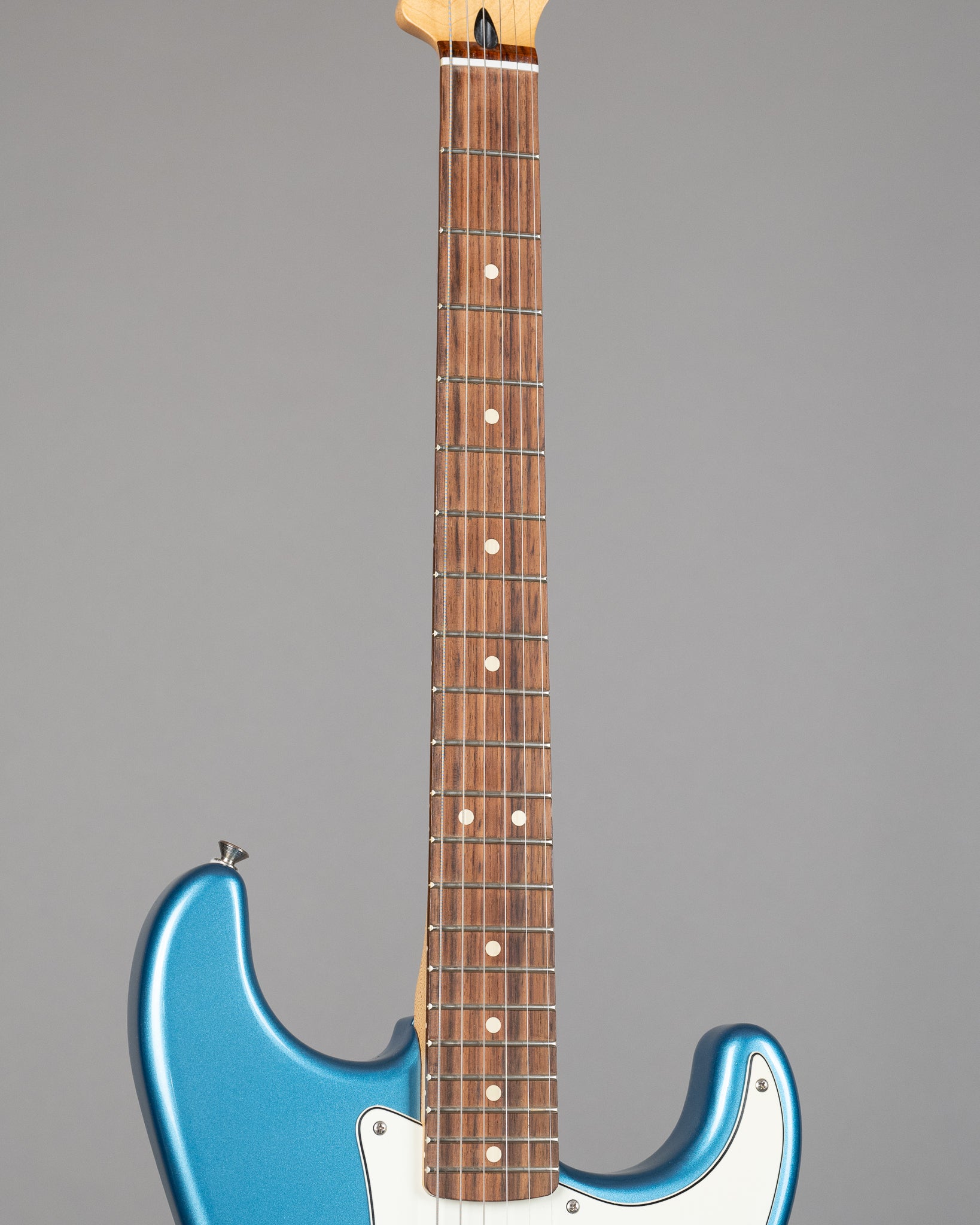 2014 Fender Standard Stratocaster (Mexico, Lake Placid Blue)