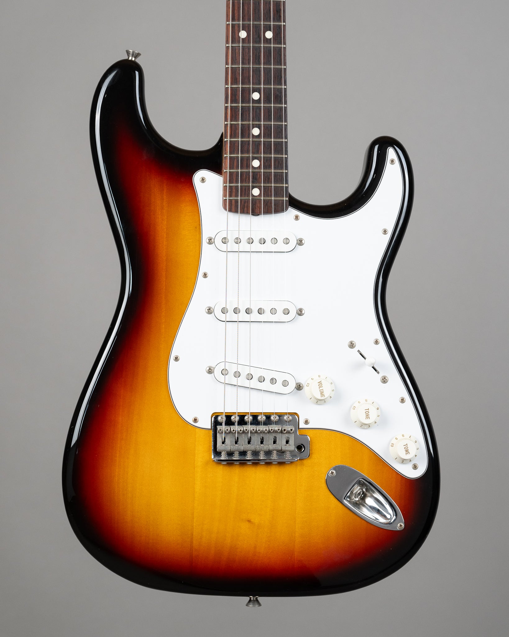 2010 Fender ST-50 Stratocaster (Japan, Sunburst, Gig Bag)