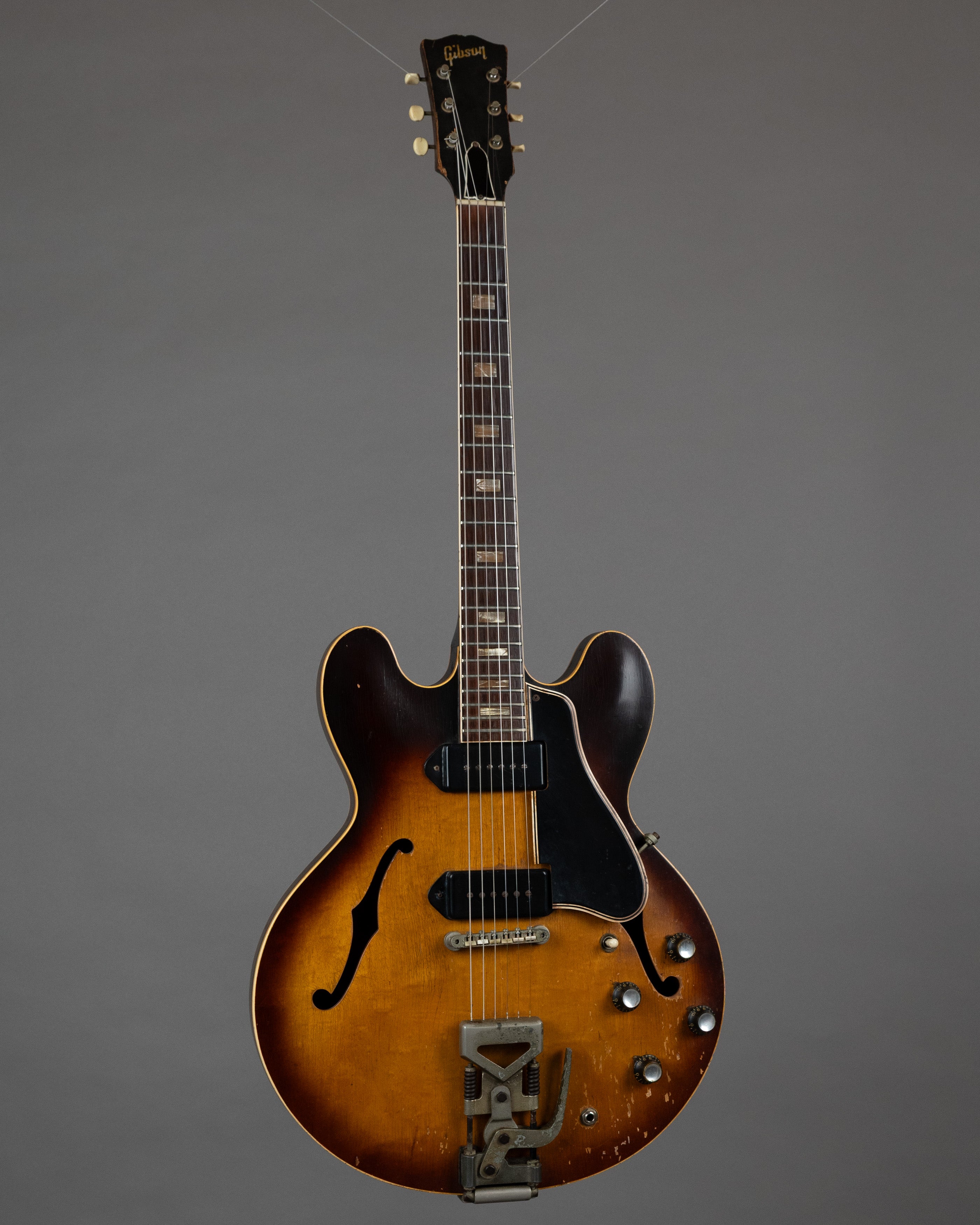 1962 Gibson ES-330 (USA, Sunburst, TKL Case)