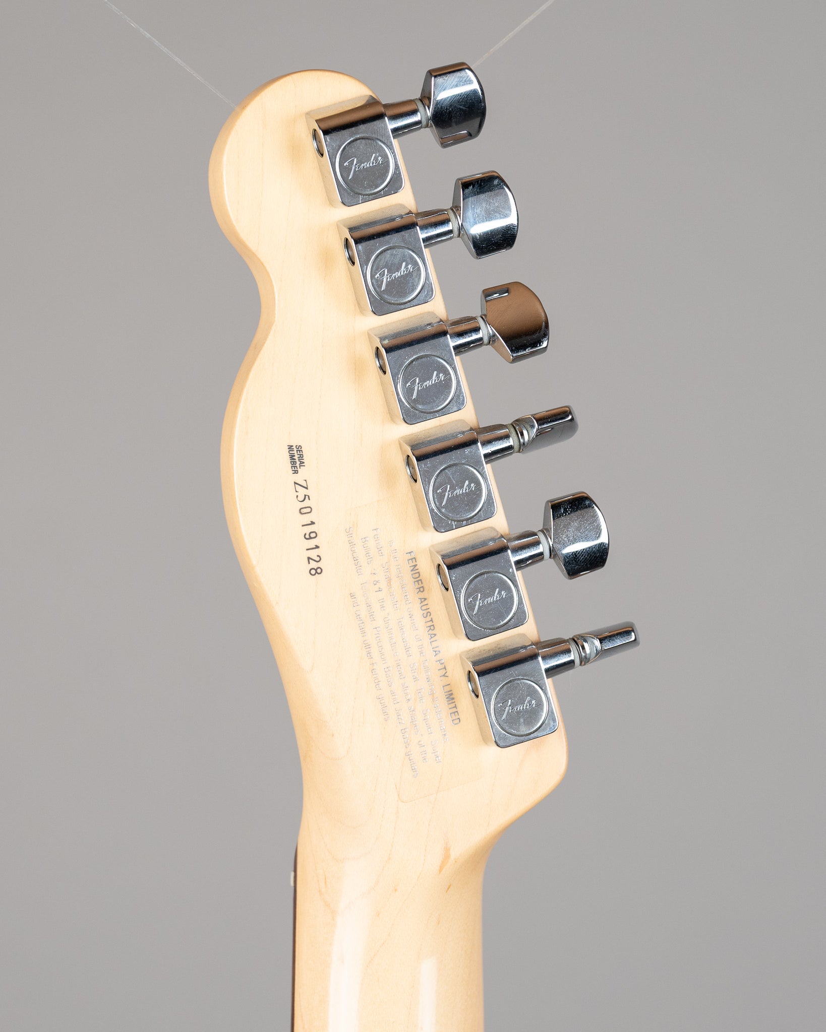 2005 Fender American Standard Telecaster (USA, Natural, OHSC)