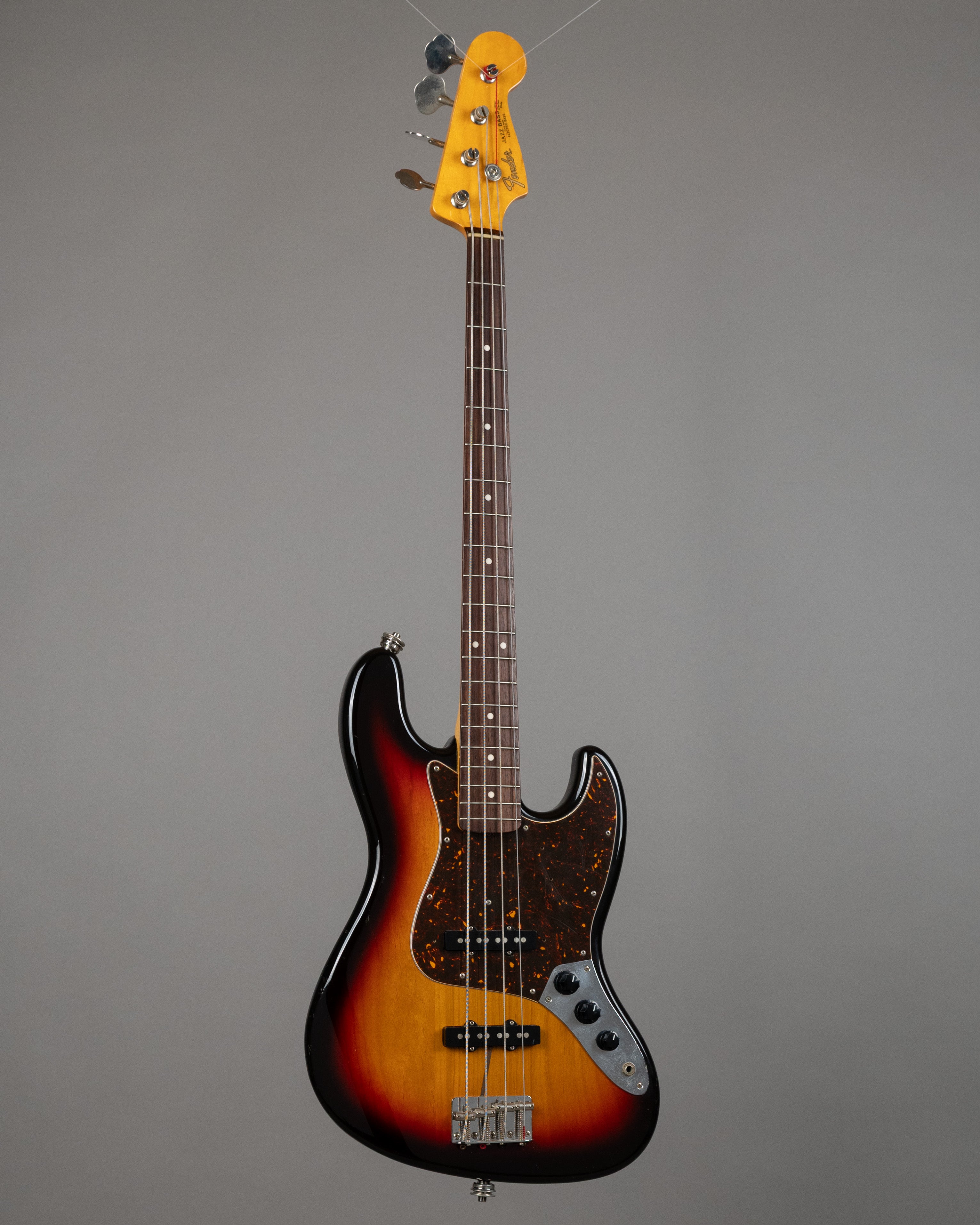 2004 Fender JB62 Jazz Bass (Japan, Sunburst) *