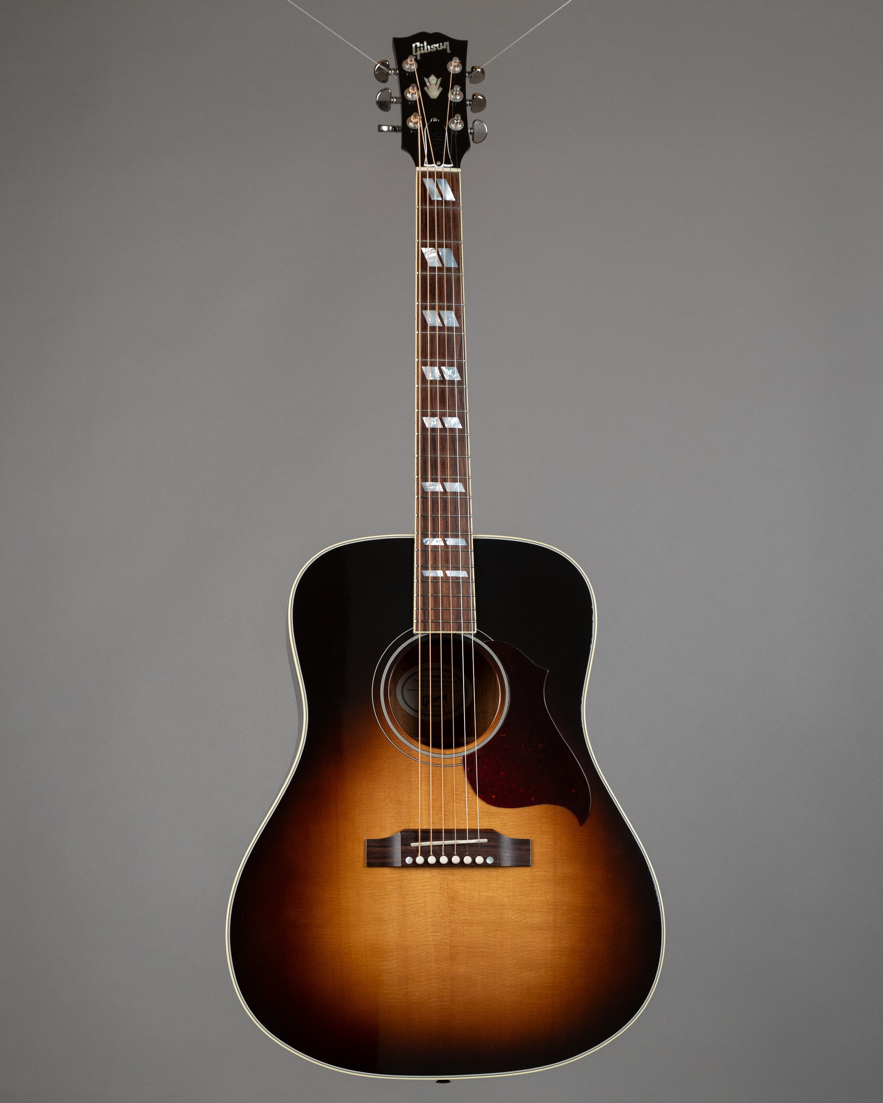 2016 Gibson Hummingbird Pro (USA, Sunburst, OHSC)