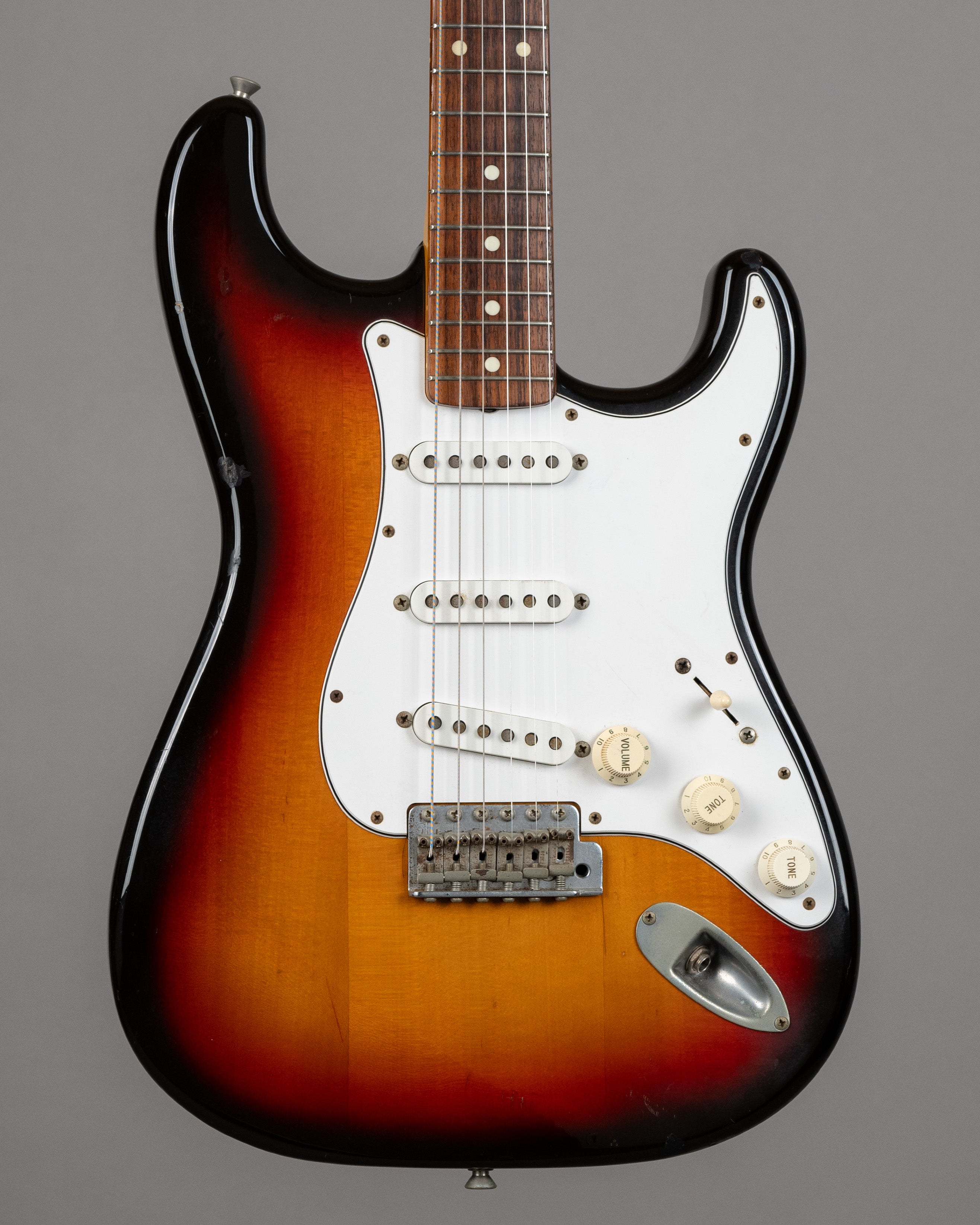 1997 Fender Stratocaster ST-62 (Japan, Sunburst)
