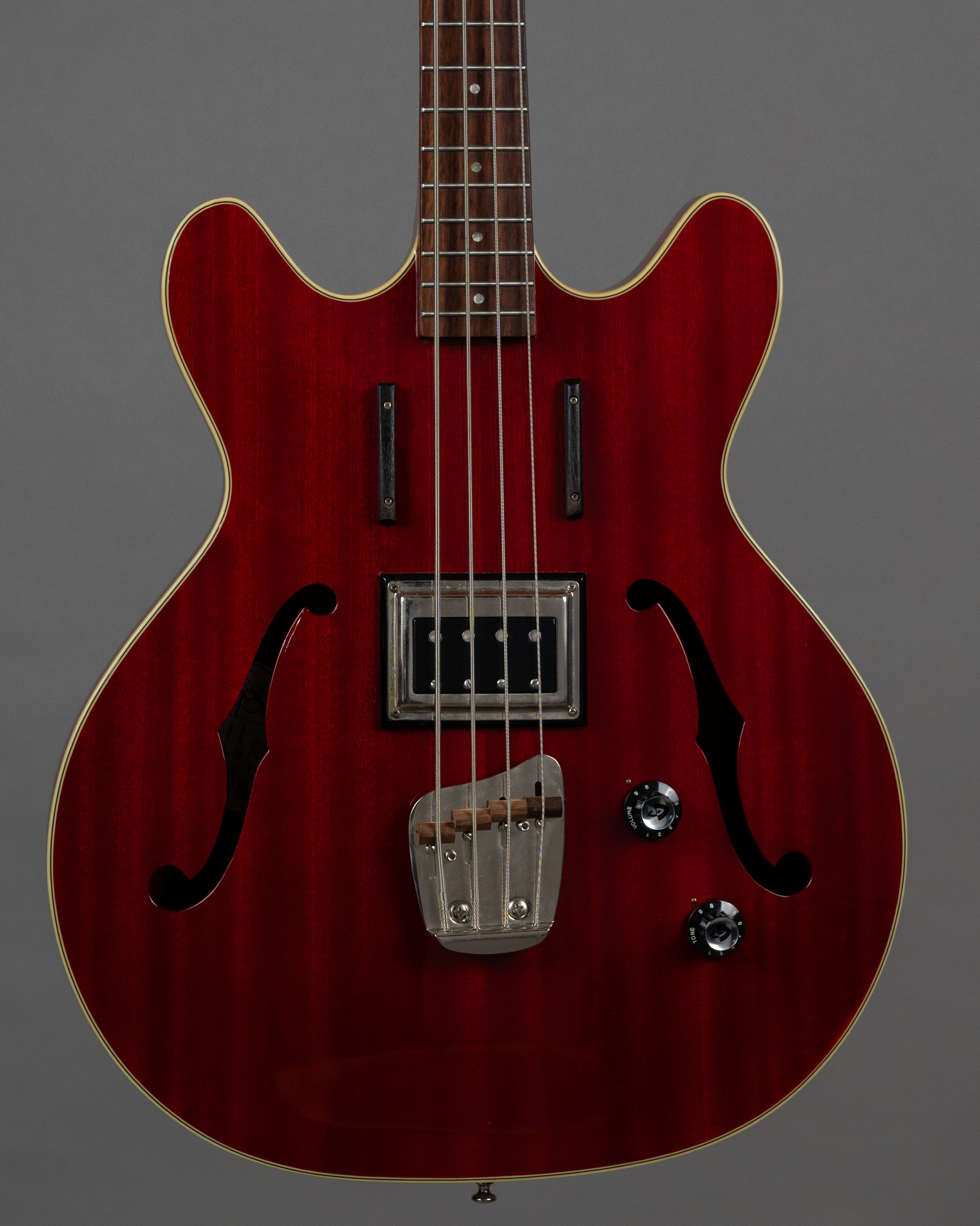 2013 Guild Starfire Bass (Korea, Cherry, OHSC)