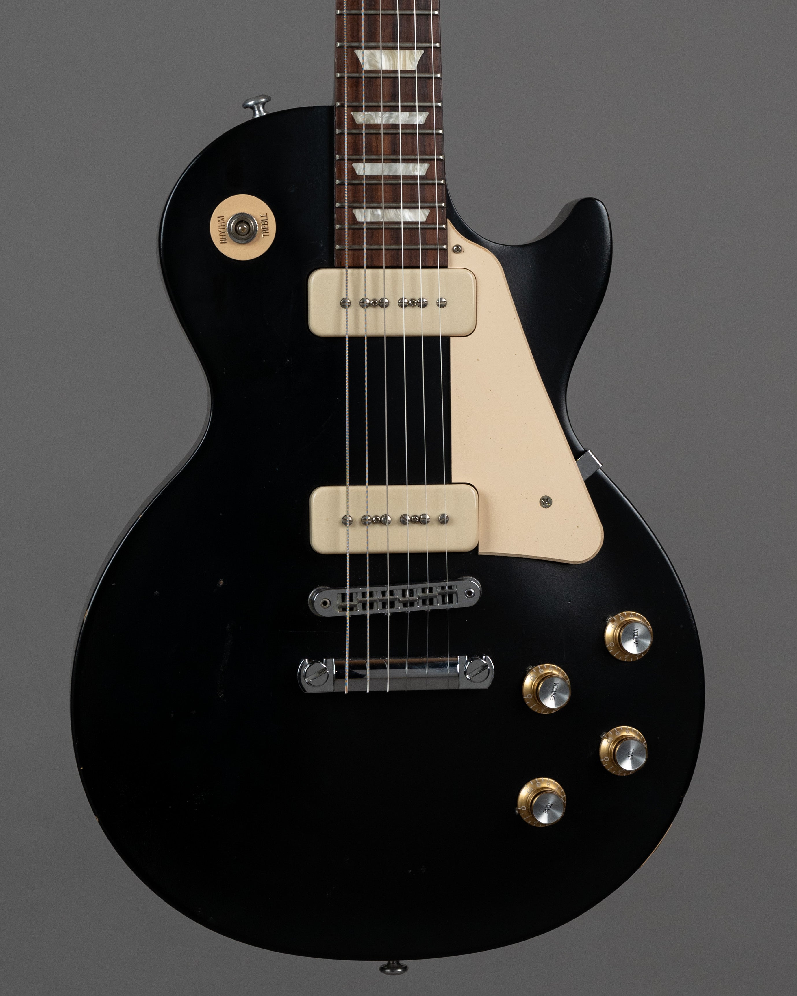 2016 Gibson Les Paul Studio (USA, Satin Black, Gibson Gig Bag)